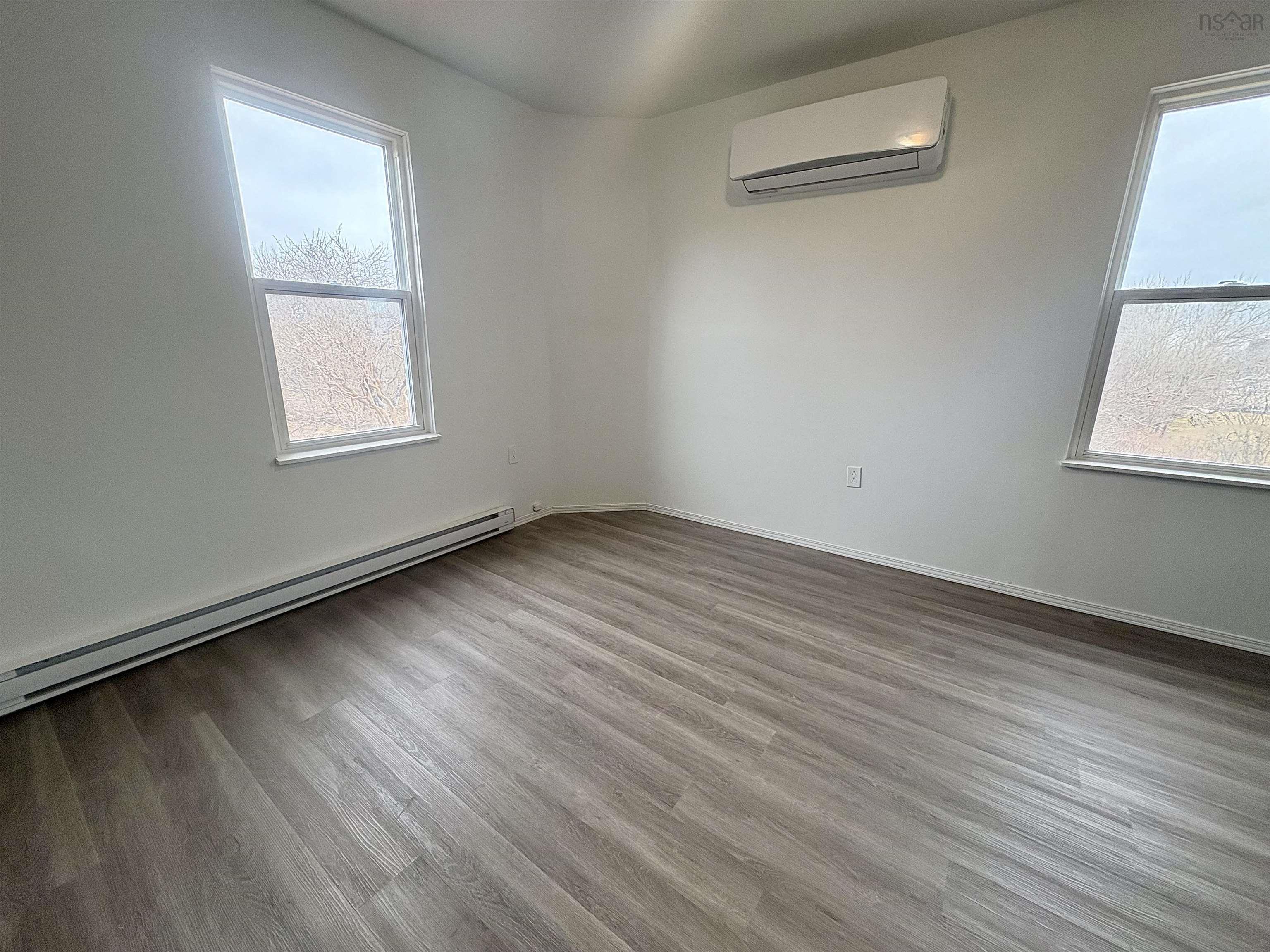 $179,000.00: 818 Donkin Highway, Donkin