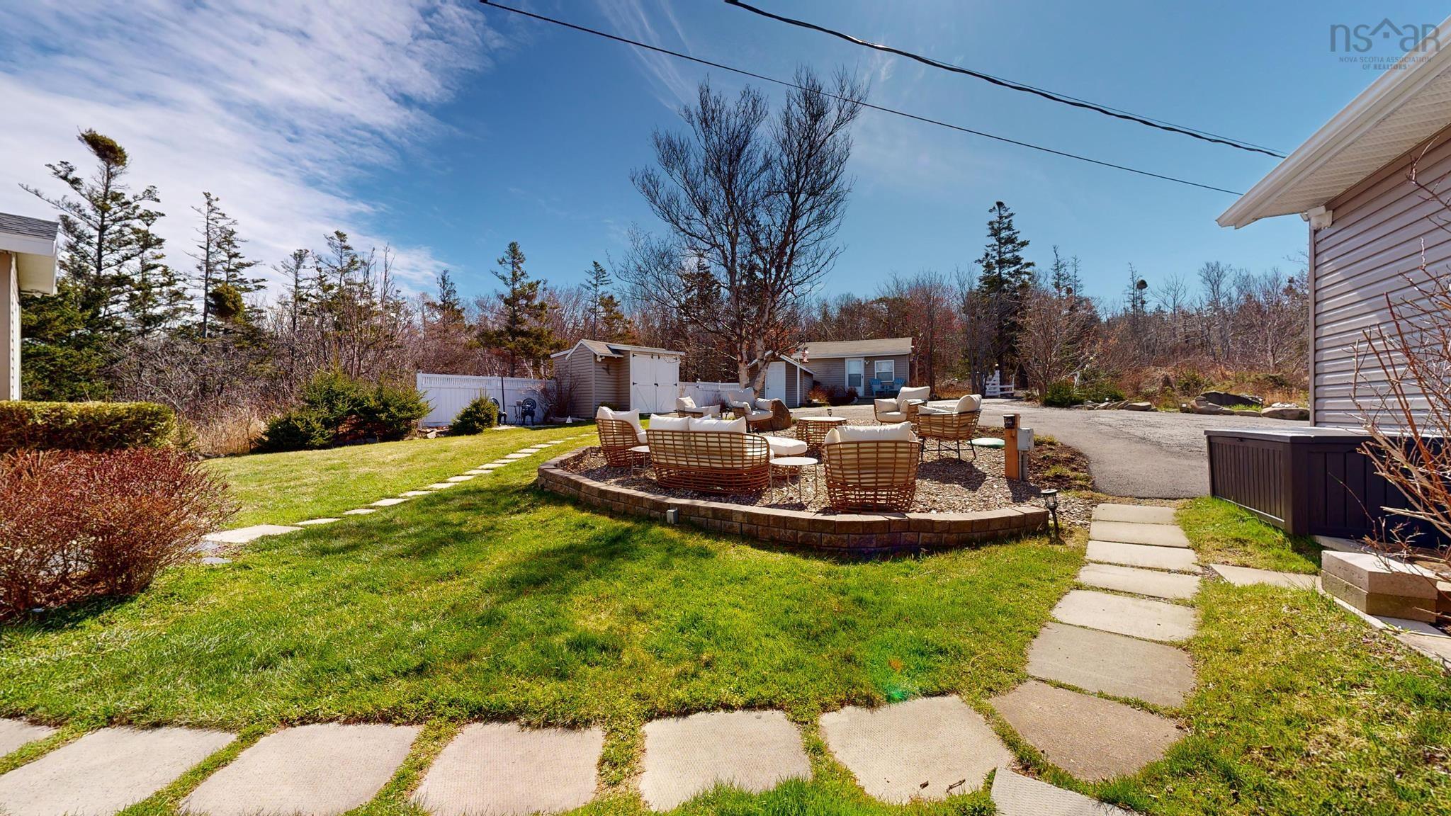 $669,500.00: 59 SUNSET Avenue, Phinneys Cove