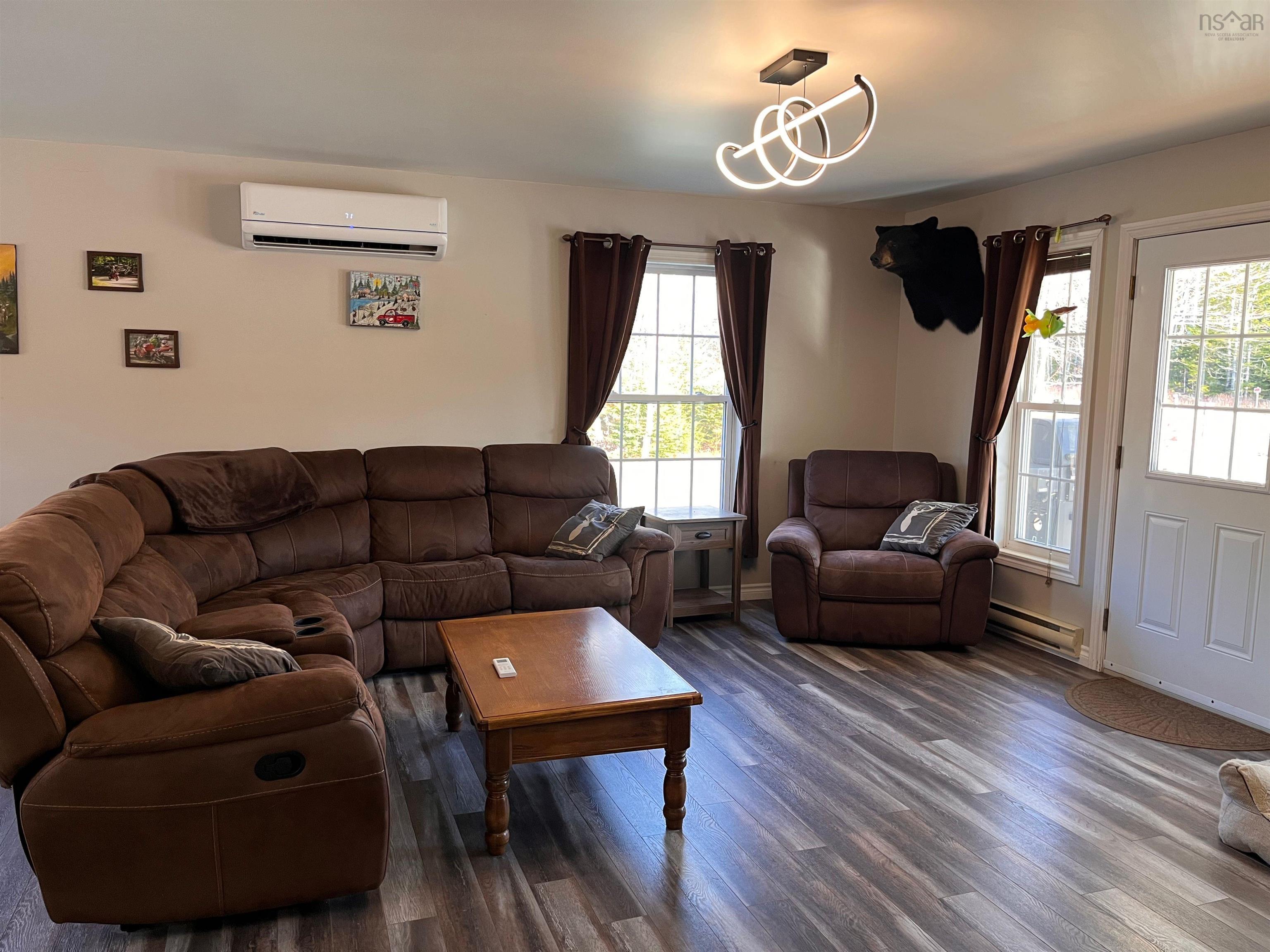 $469,000.00: 835 Highway 203, Kemptville