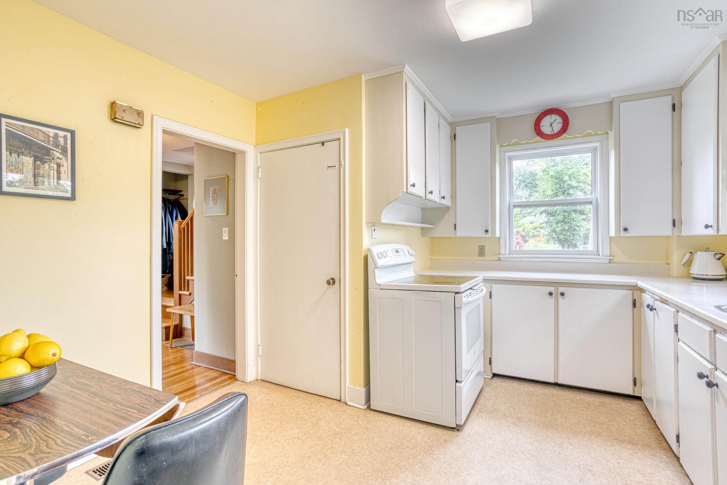 38 Lawson Avenue, Dartmouth, NS (MLS 202516258)