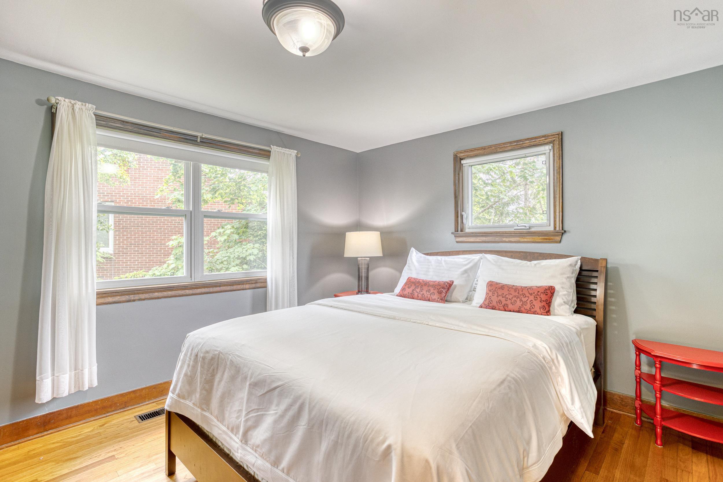 38 Lawson Avenue, Dartmouth, NS (MLS 202516258)