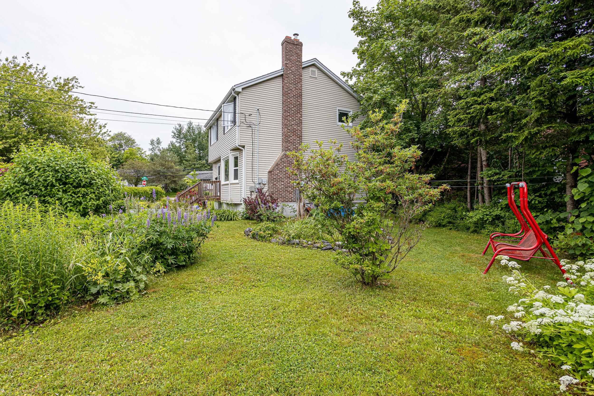 38 Lawson Avenue, Dartmouth, NS (MLS 202516258)