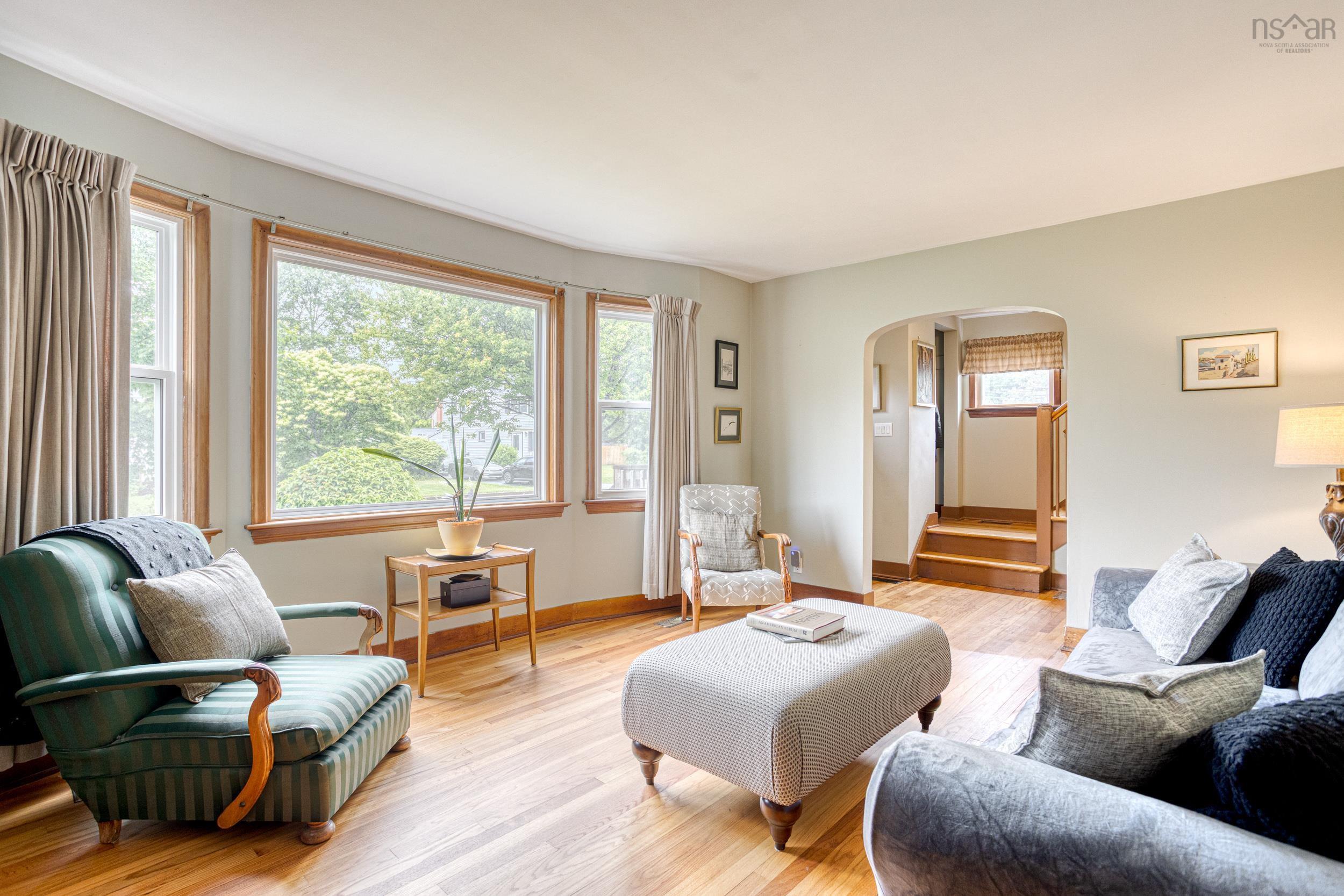 38 Lawson Avenue, Dartmouth, NS (MLS 202516258)