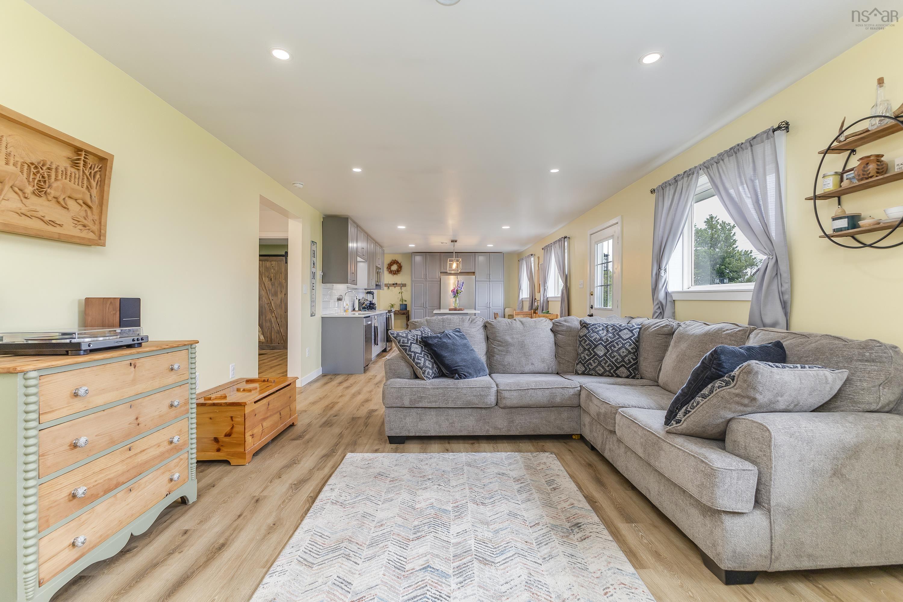 $324,900.00: 259 Old Loop Highway 4, Kemptown