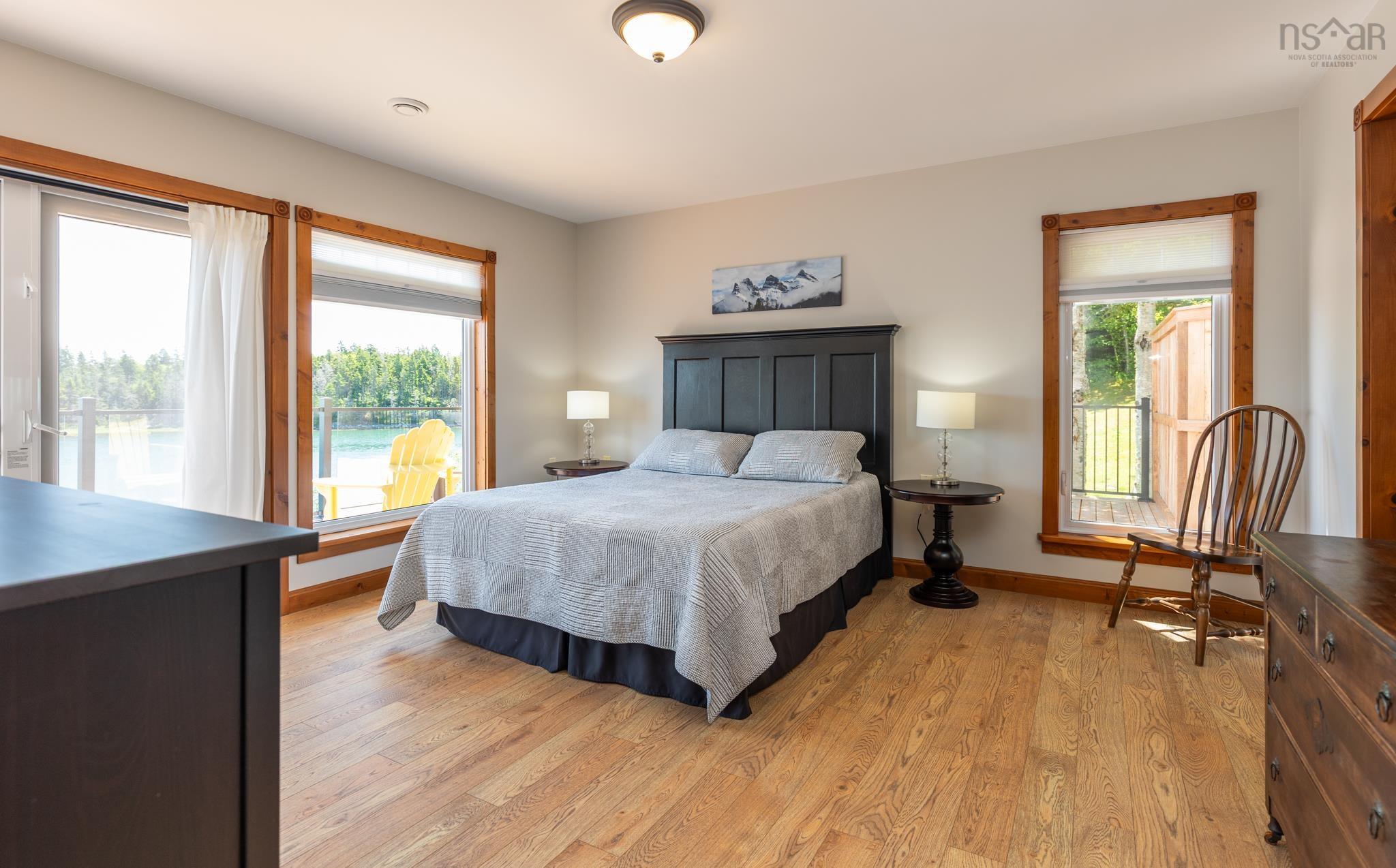 $1,290,000.00: 1043 Chemin Tittle Road, Surettes Island
