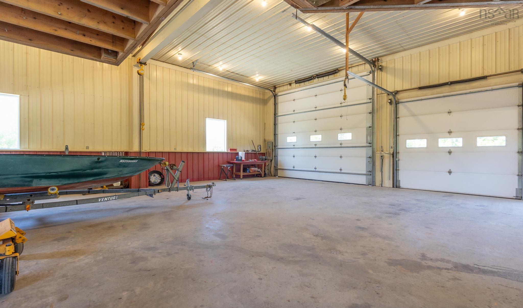 $1,290,000.00: 1043 Chemin Tittle Road, Surettes Island