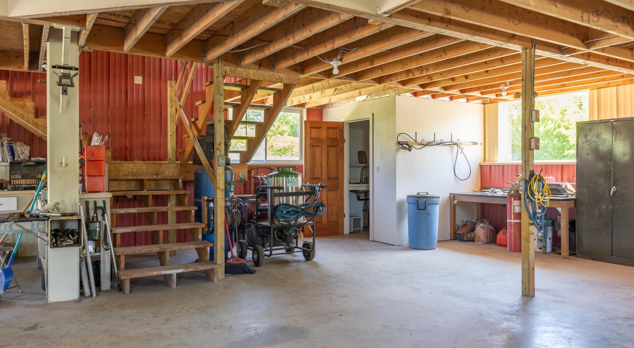 $1,290,000.00: 1043 Chemin Tittle Road, Surettes Island