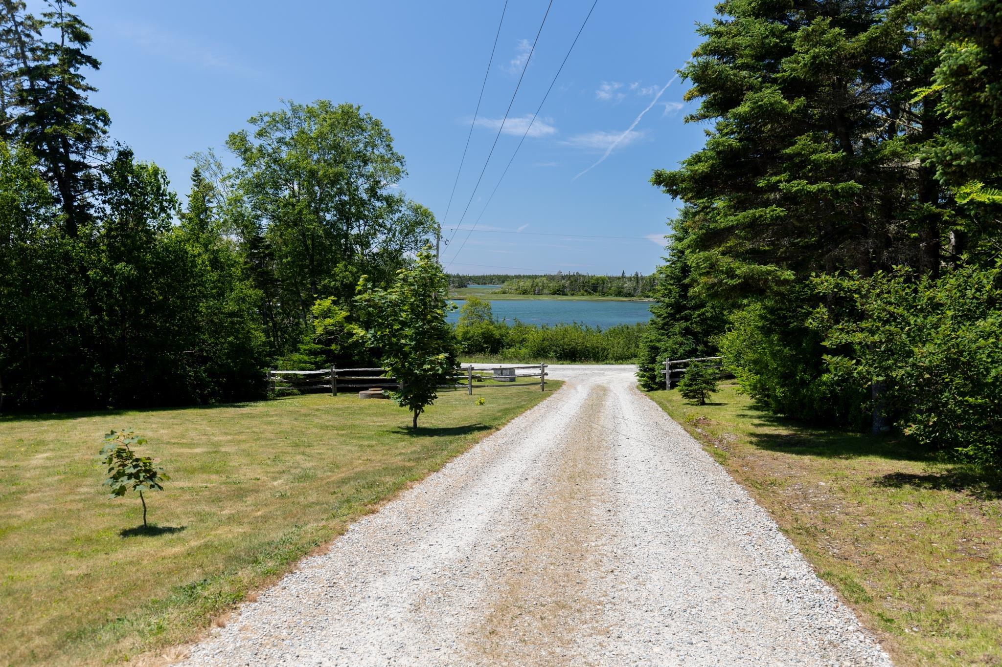 $1,290,000.00: 1043 Chemin Tittle Road, Surettes Island