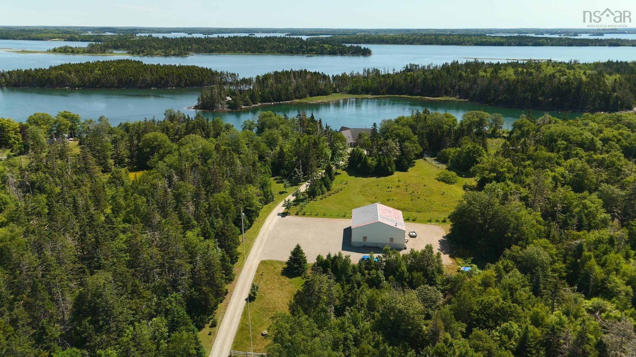 $1,290,000.00: 1043 Chemin Tittle Road, Surettes Island