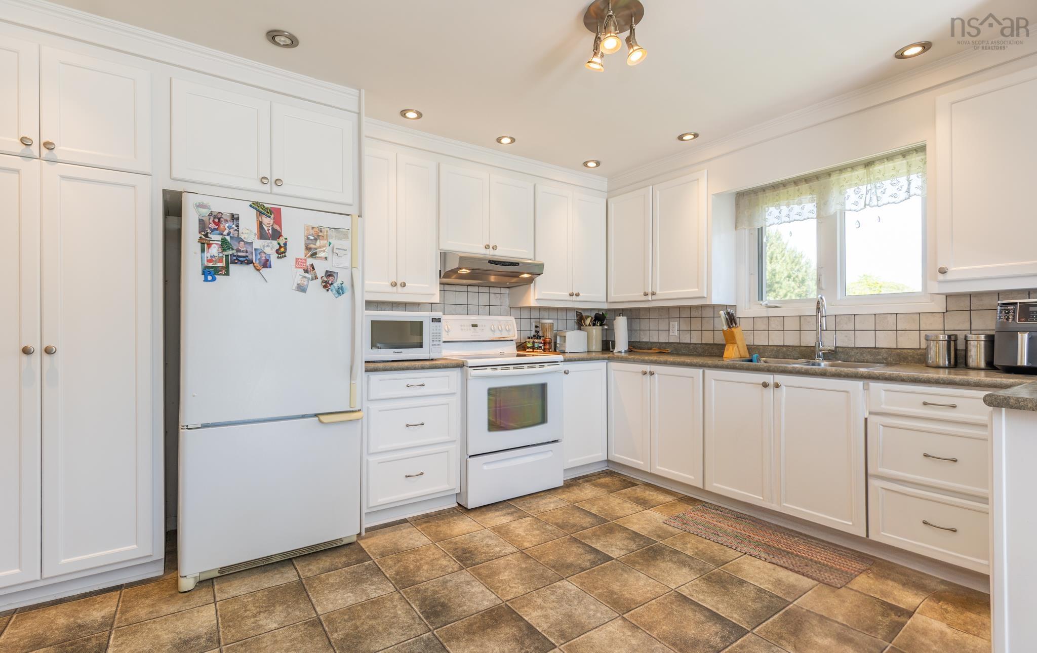 $415,900.00: 4 Harbourview Drive, Yarmouth
