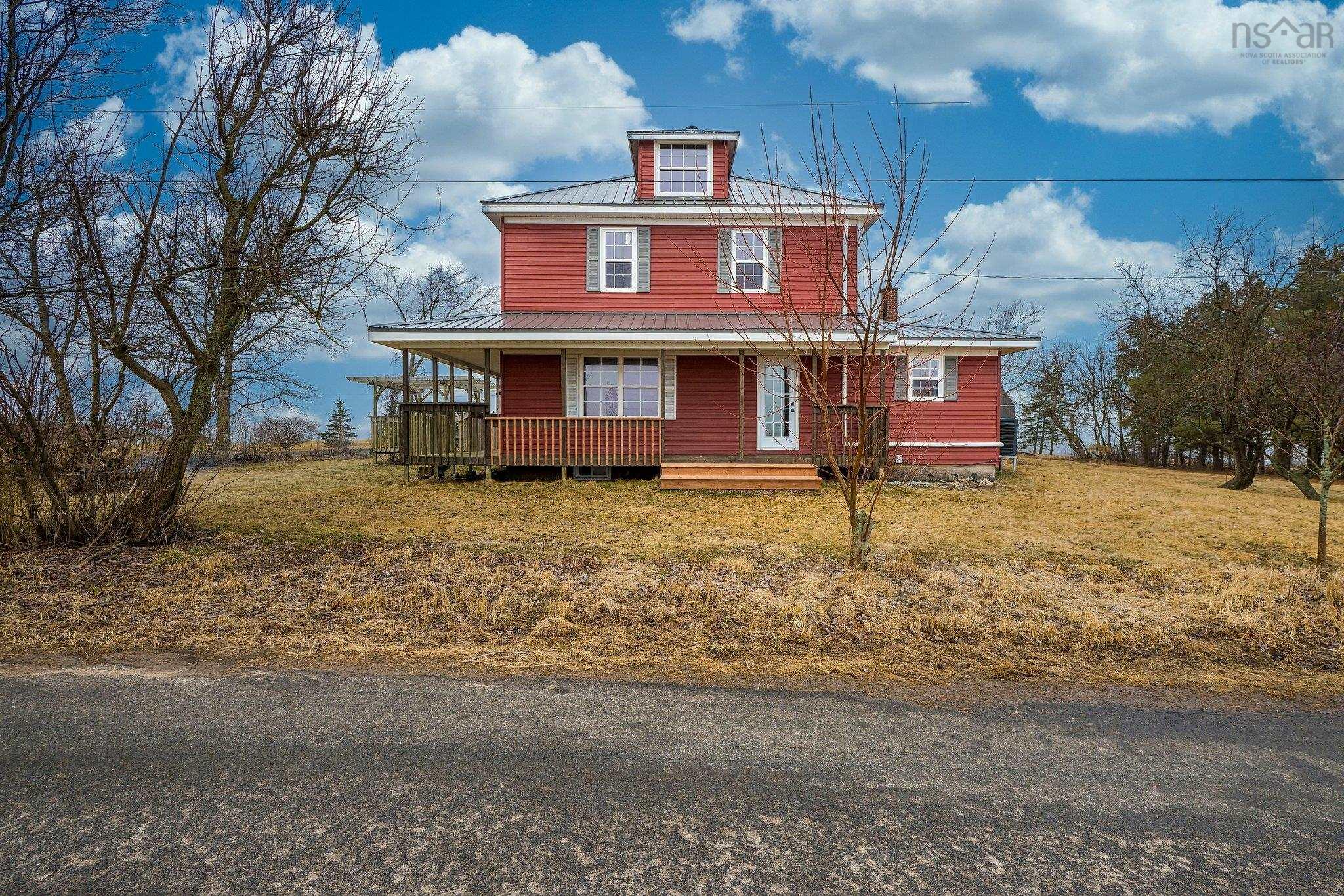$699,900.00: 347 Nelson Hill Road, Milford