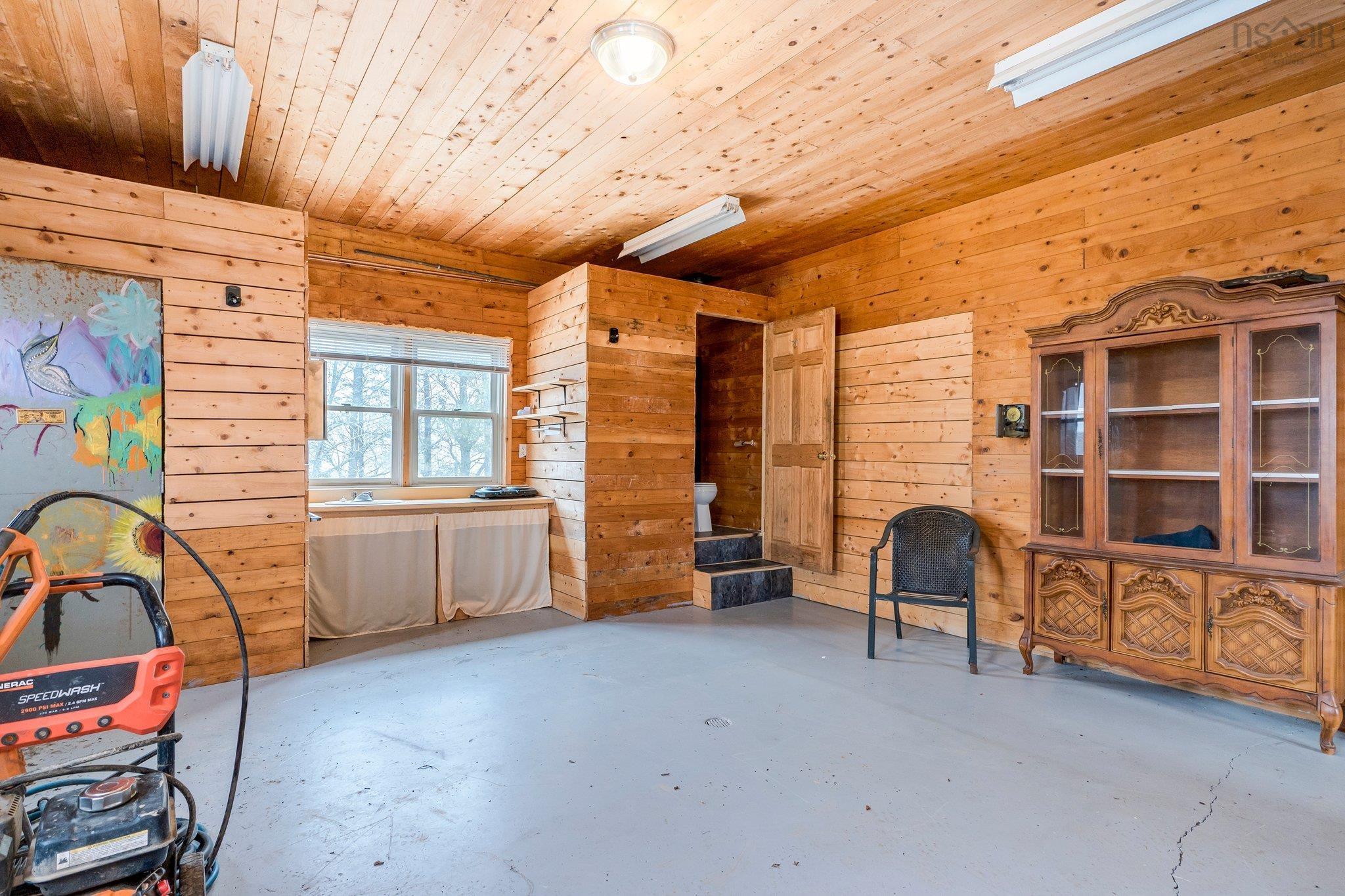 $699,900.00: 347 Nelson Hill Road, Milford