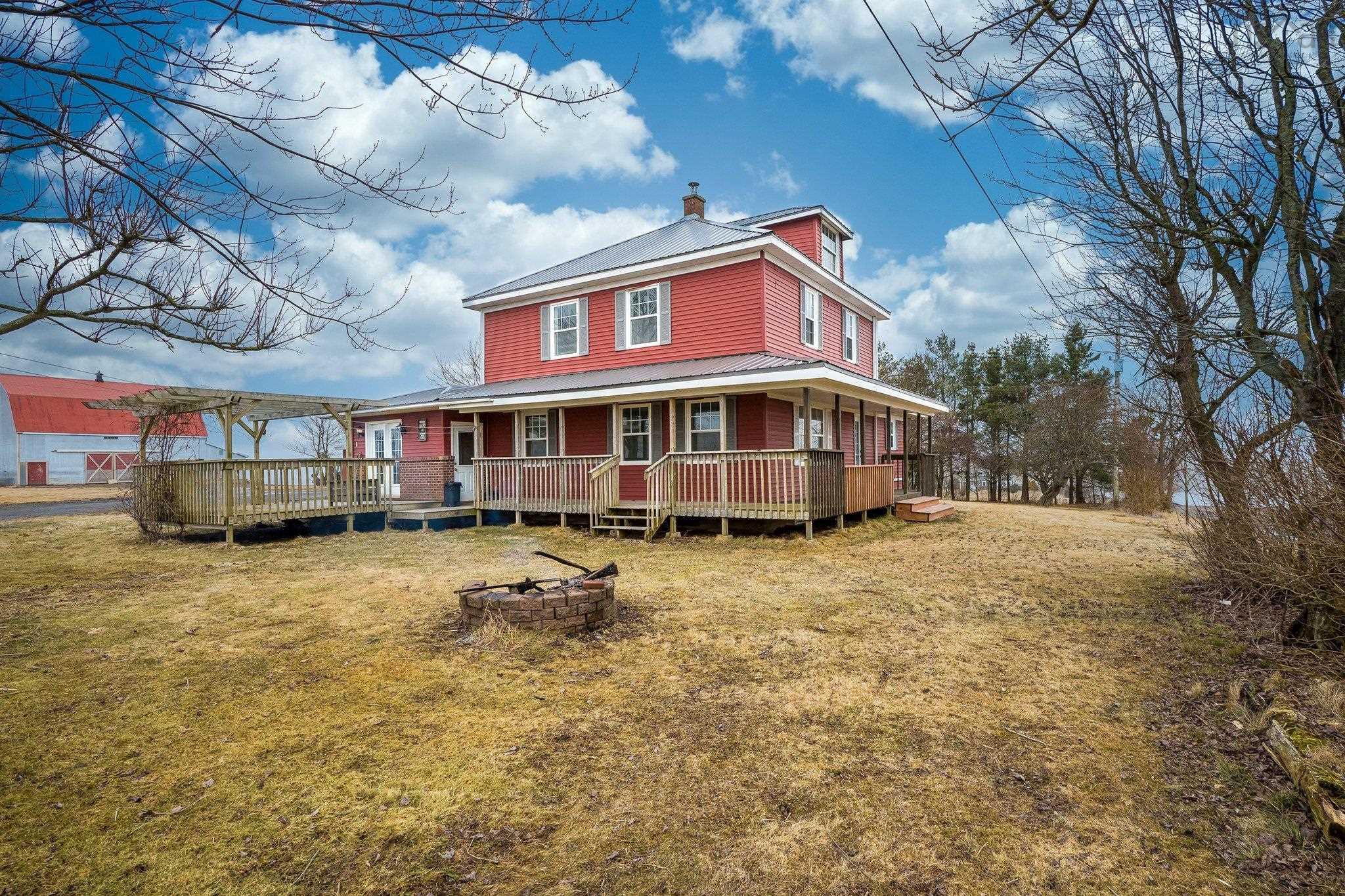 $699,900.00: 347 Nelson Hill Road, Milford