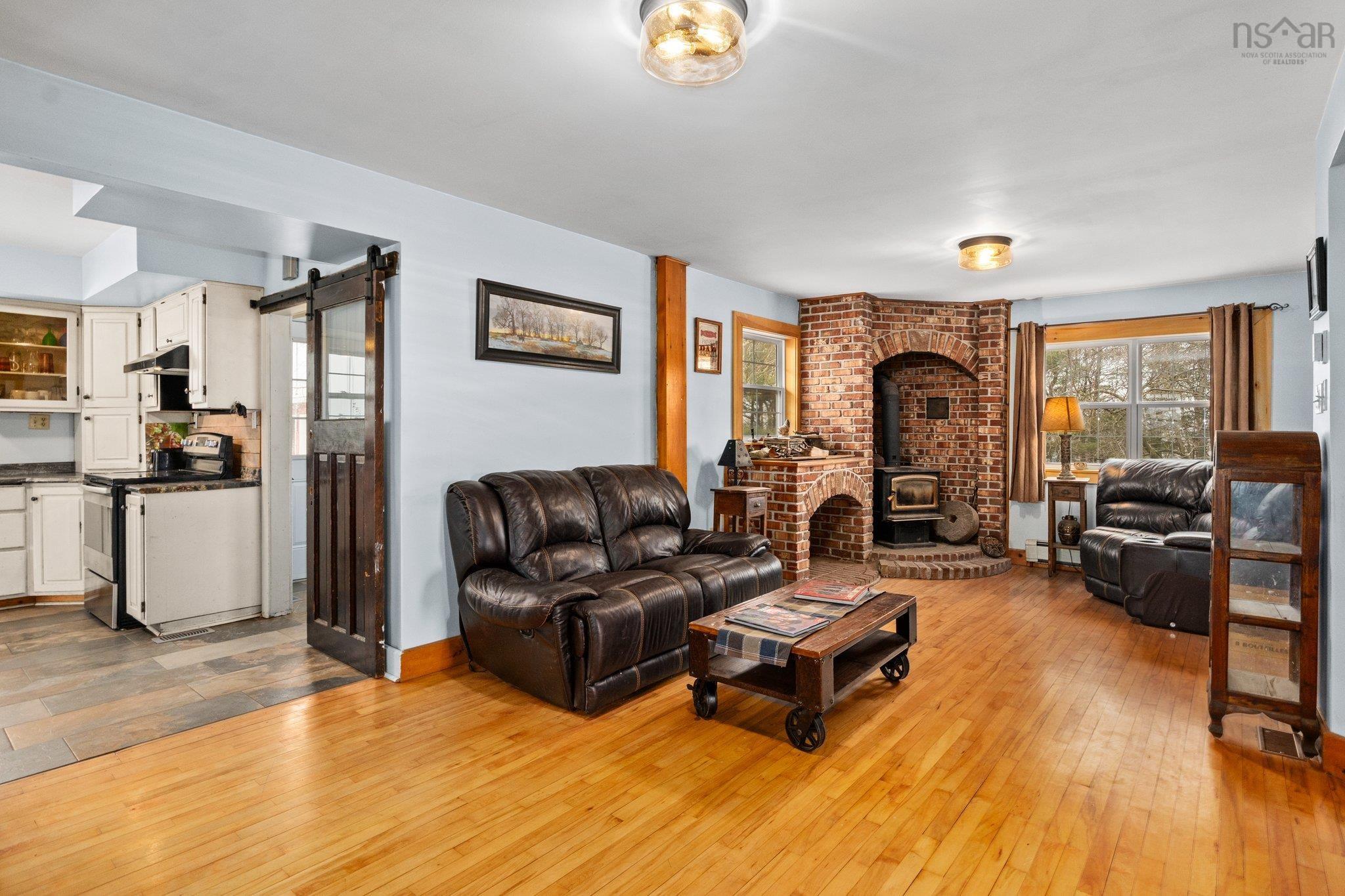 $699,900.00: 347 Nelson Hill Road, Milford