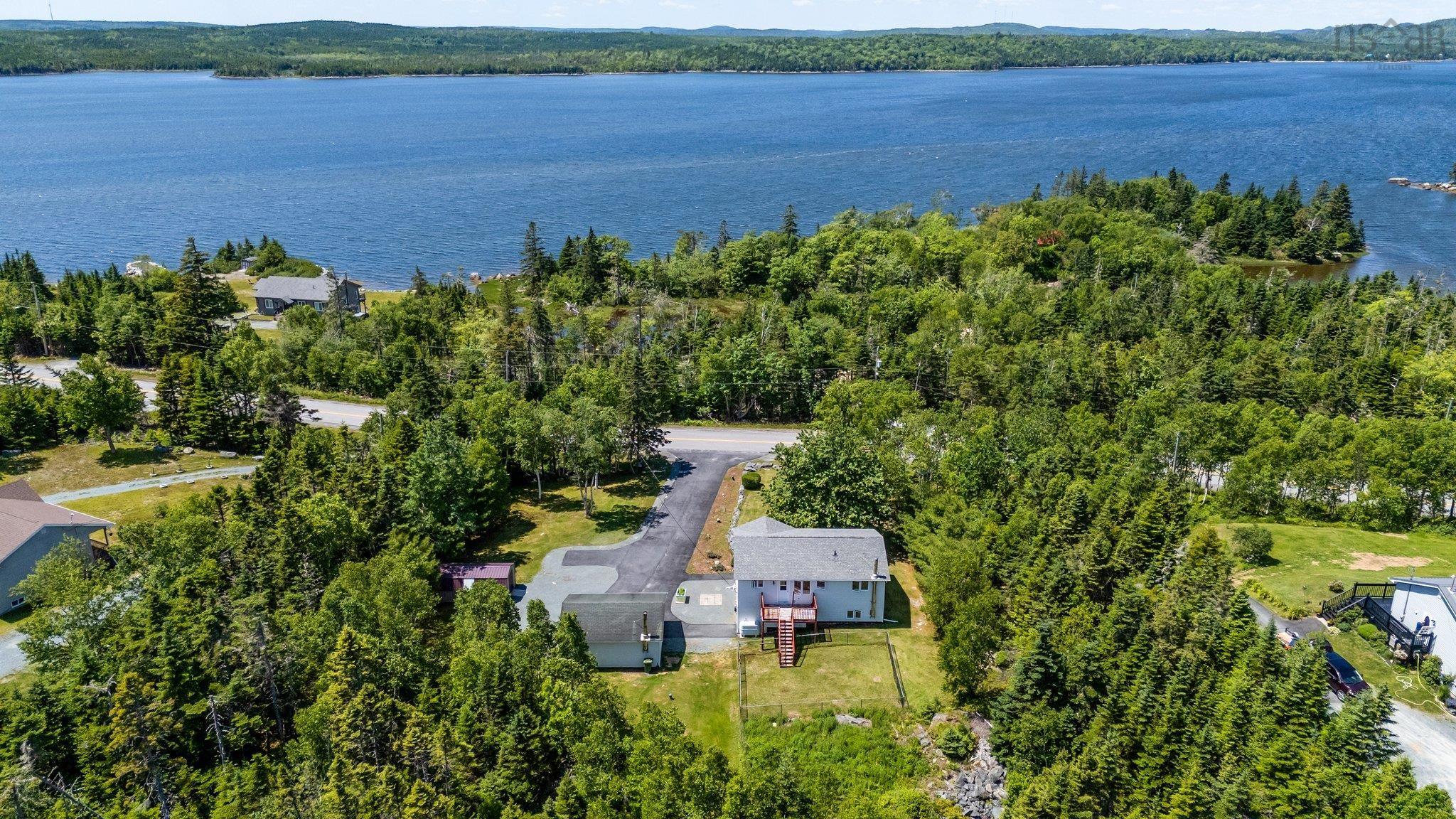 $475,000.00: 501 Ostrea Lake Road, Ostrea Lake
