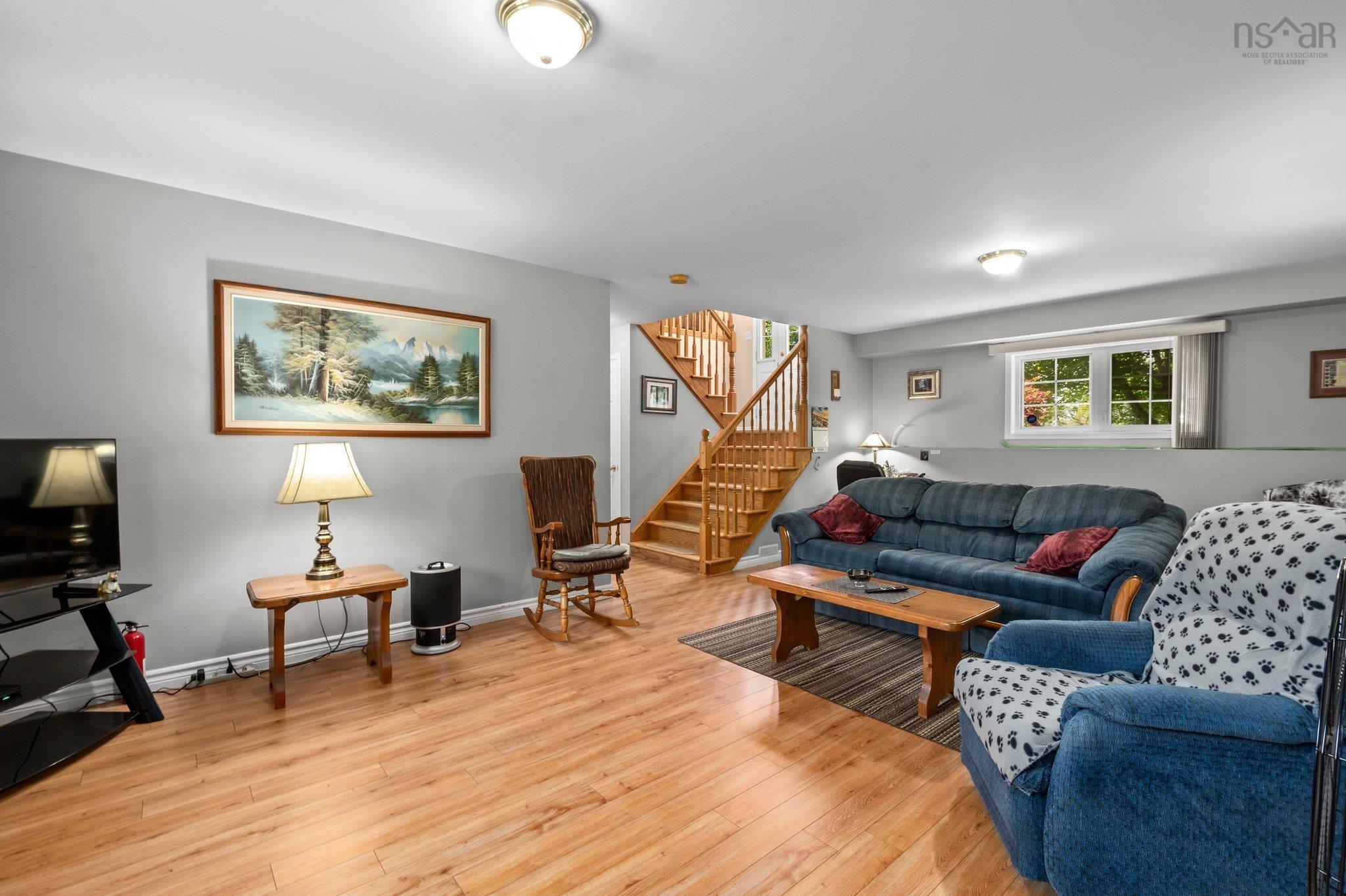 $475,000.00: 501 Ostrea Lake Road, Ostrea Lake