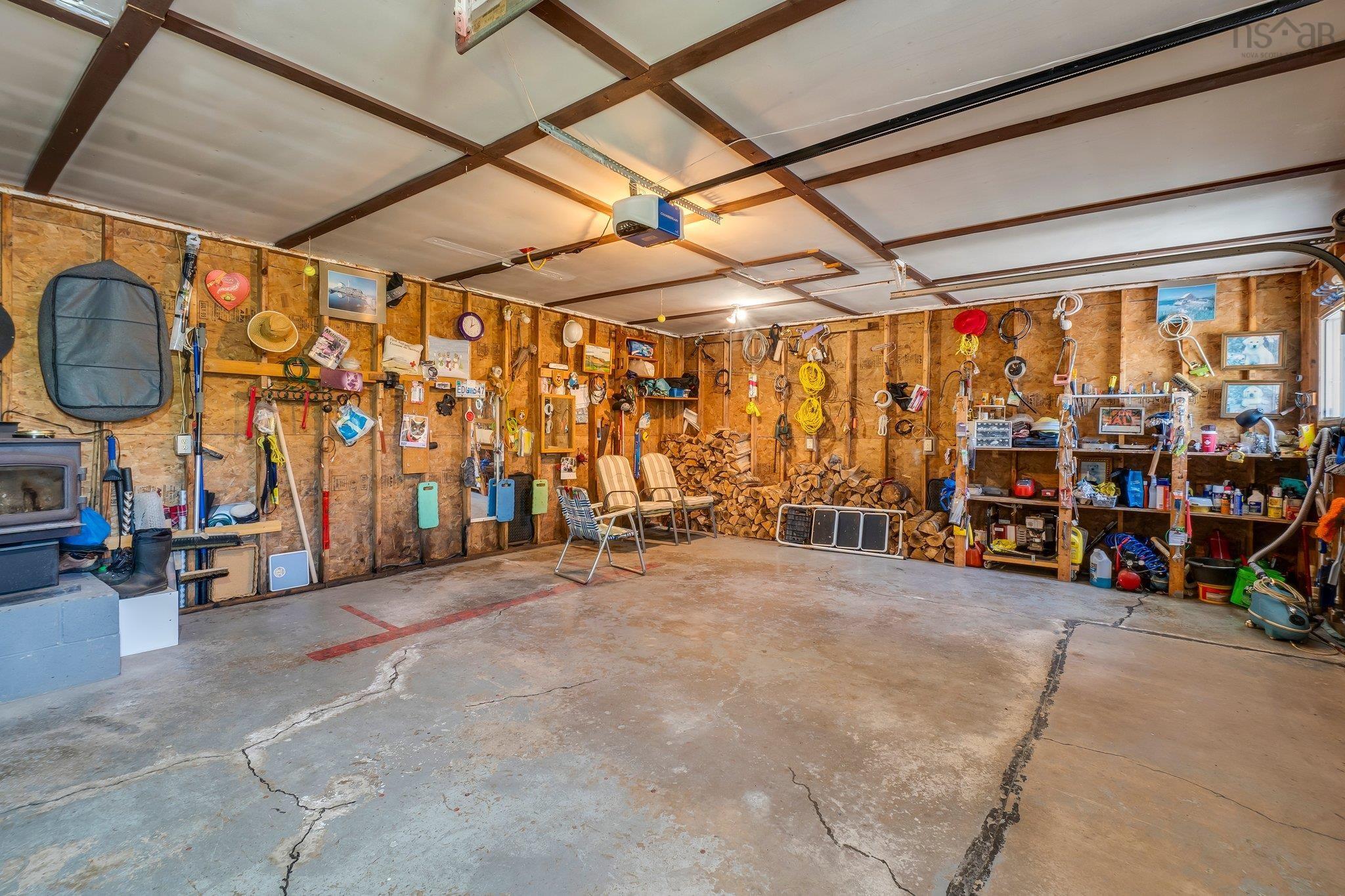 $475,000.00: 501 Ostrea Lake Road, Ostrea Lake
