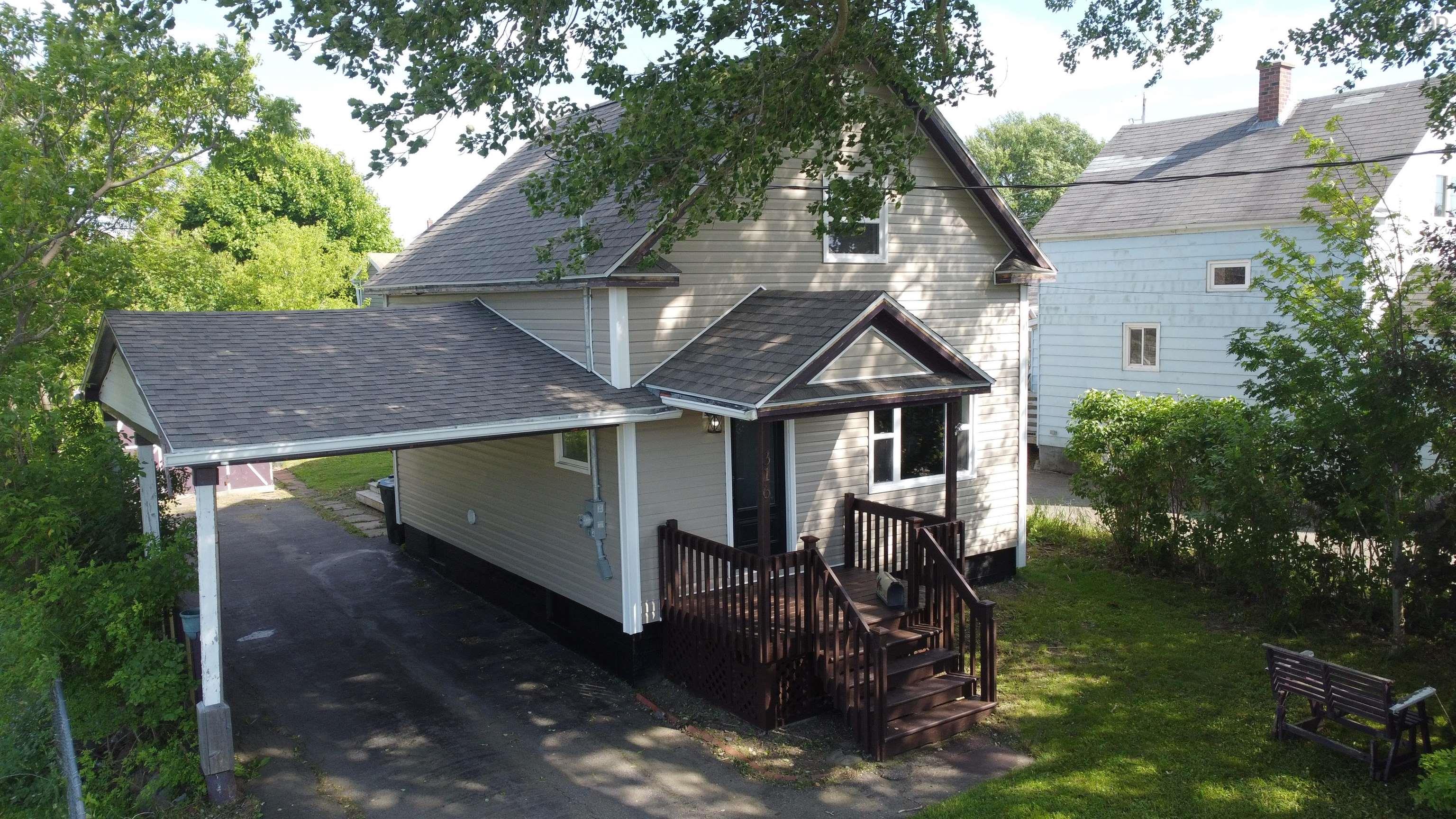 $269,900.00: 316 MAHON Street, New Waterford