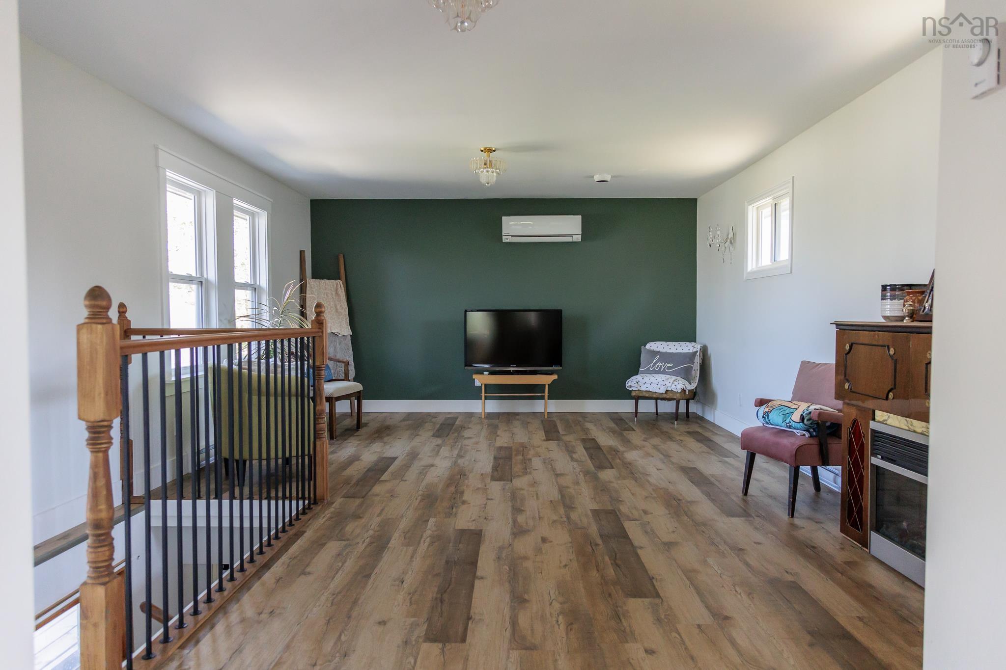 $269,900.00: 316 MAHON Street, New Waterford