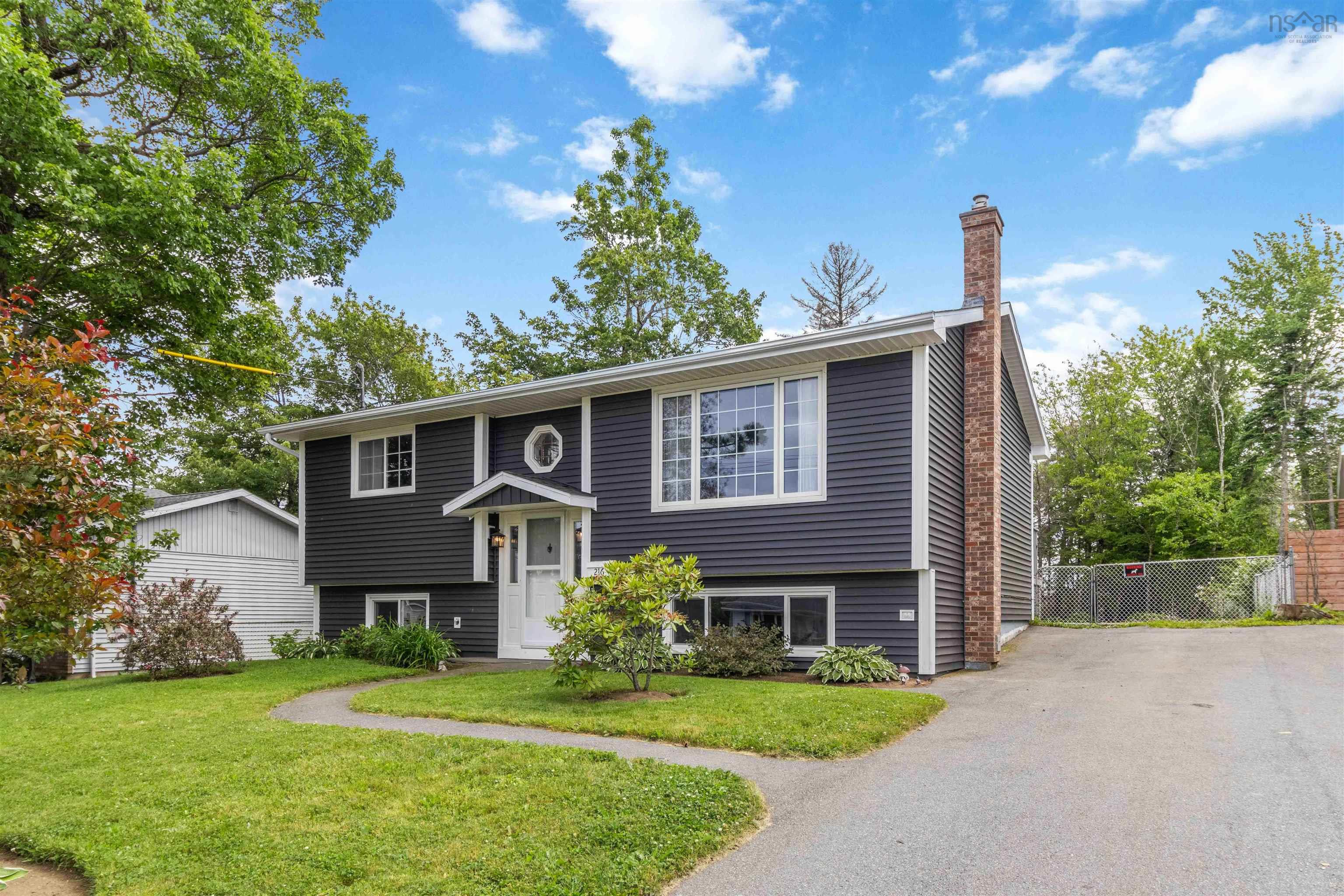 $479,900.00: 216 Cavalier Drive, Lower Sackville