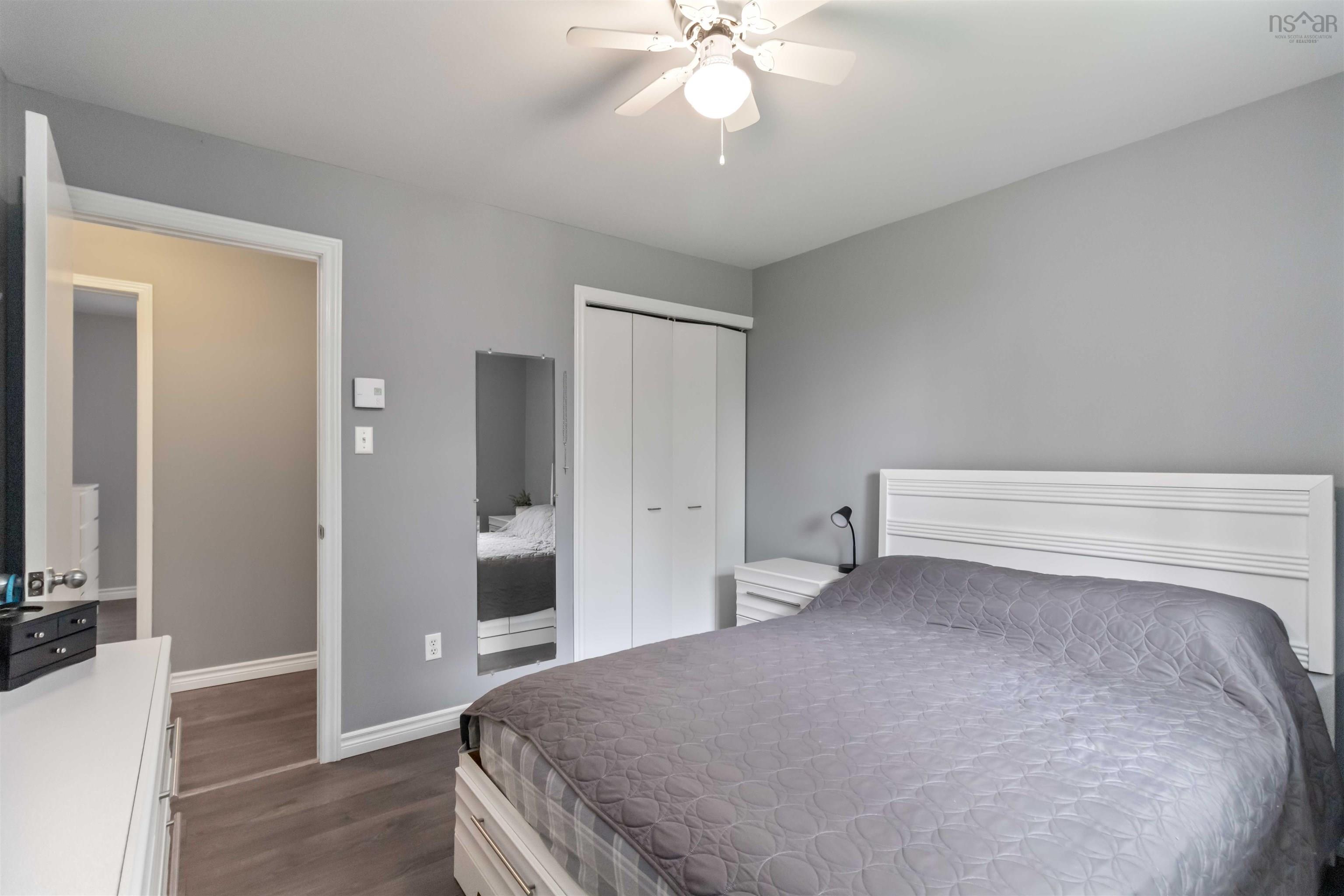 $479,900.00: 216 Cavalier Drive, Lower Sackville