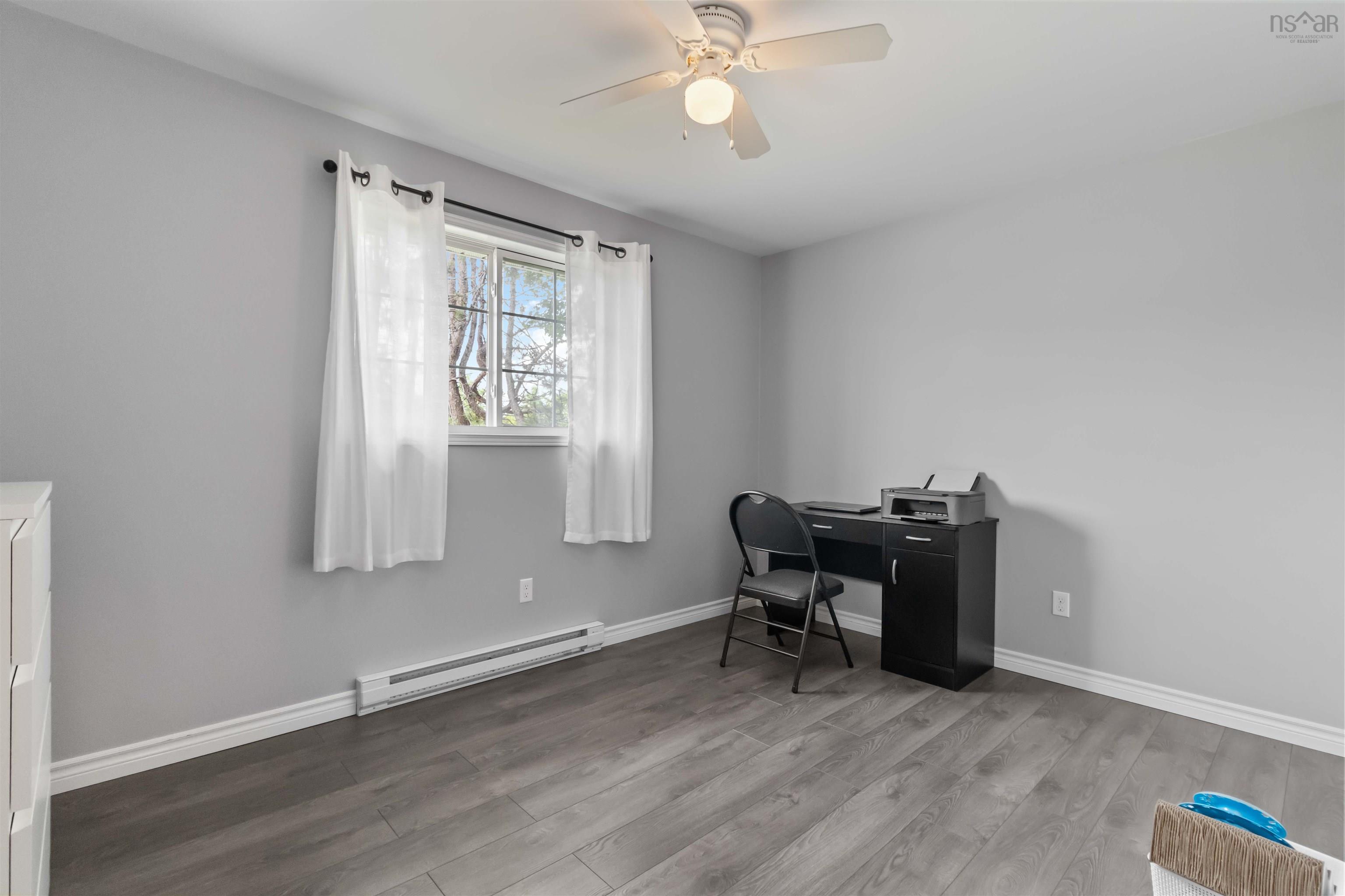 $479,900.00: 216 Cavalier Drive, Lower Sackville