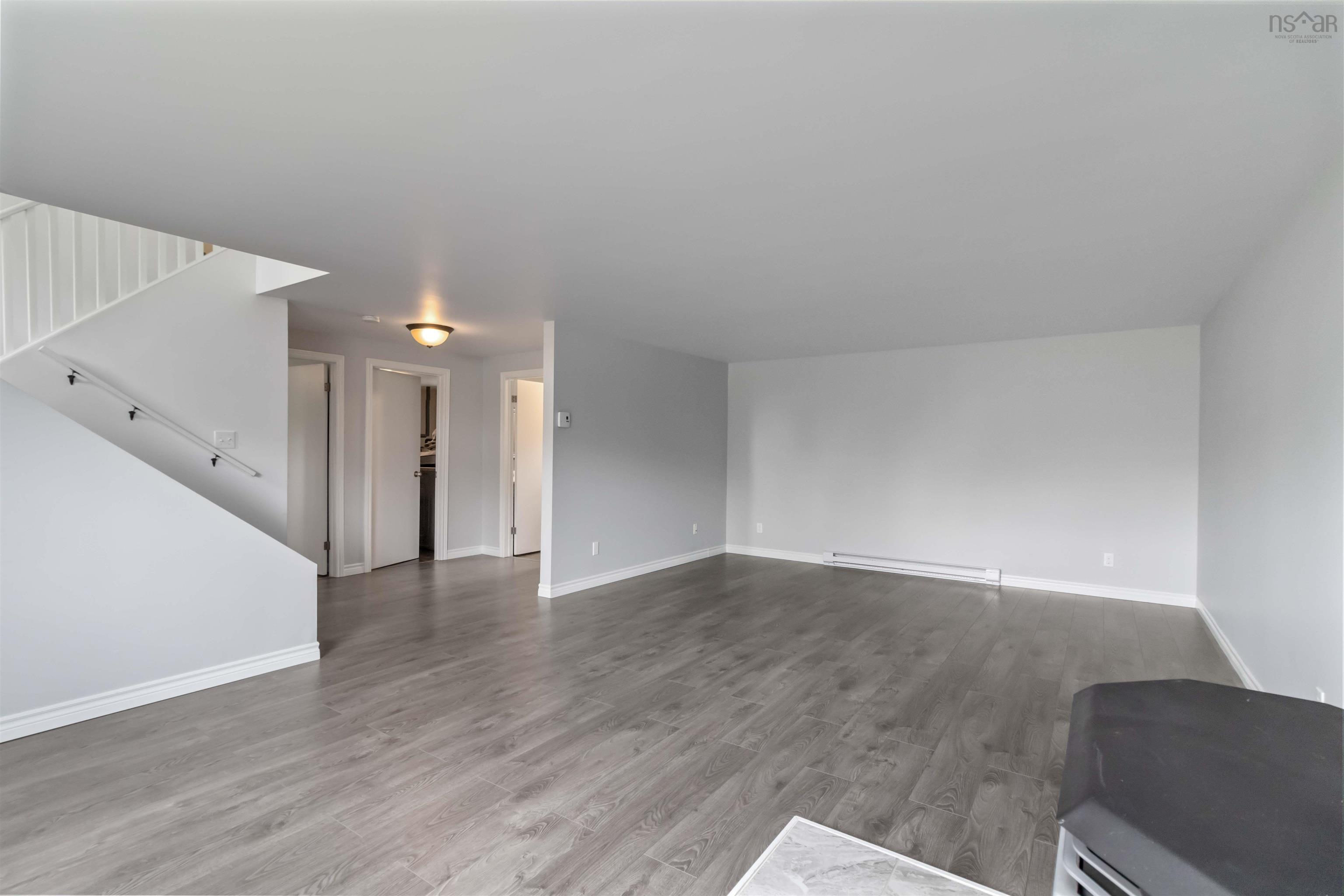 $479,900.00: 216 Cavalier Drive, Lower Sackville