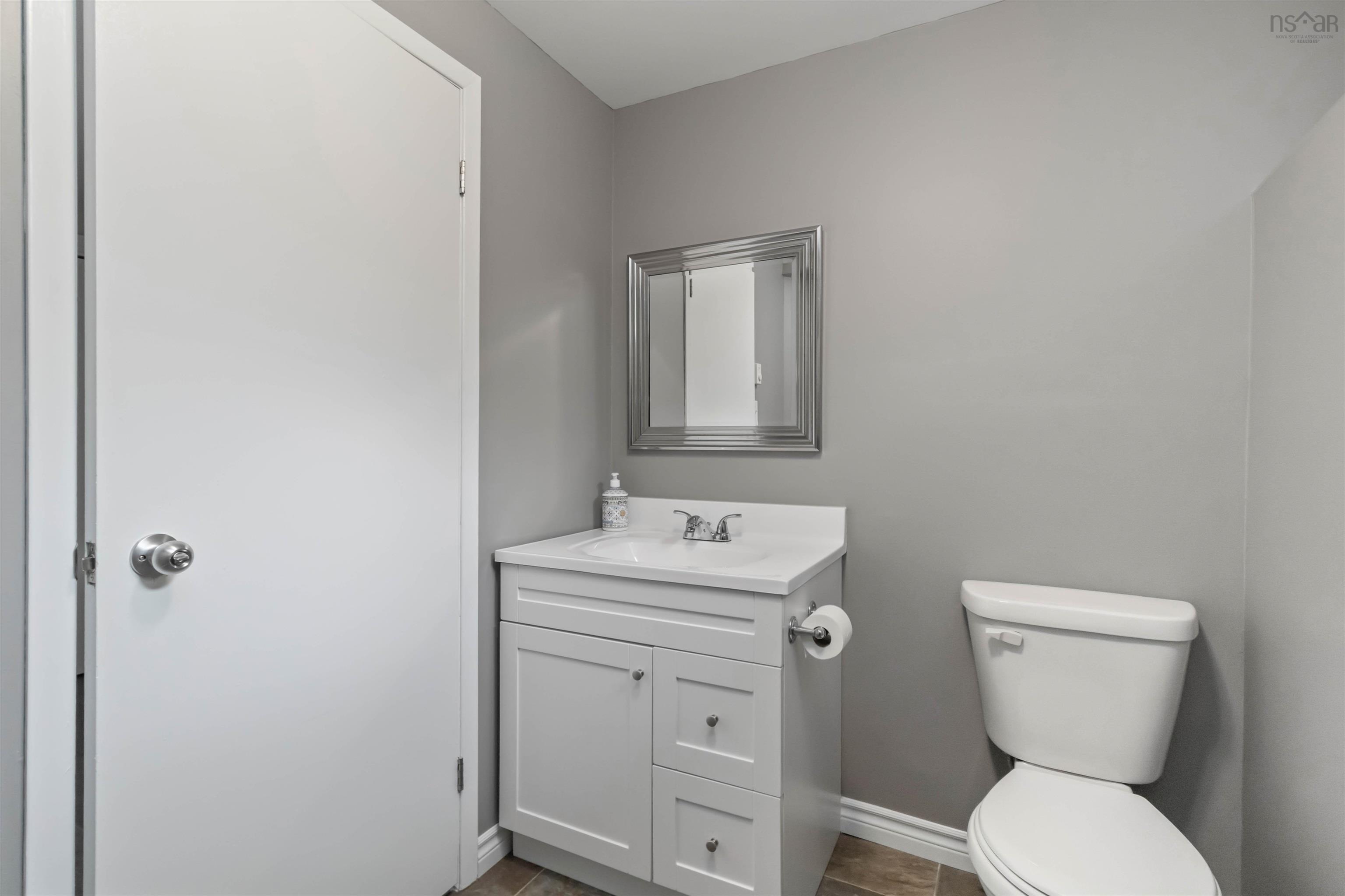 $479,900.00: 216 Cavalier Drive, Lower Sackville