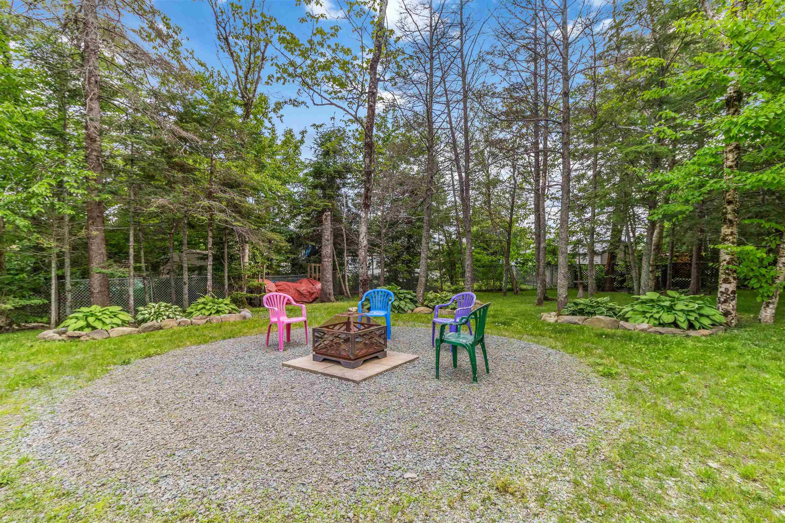 $479,900.00: 216 Cavalier Drive, Lower Sackville