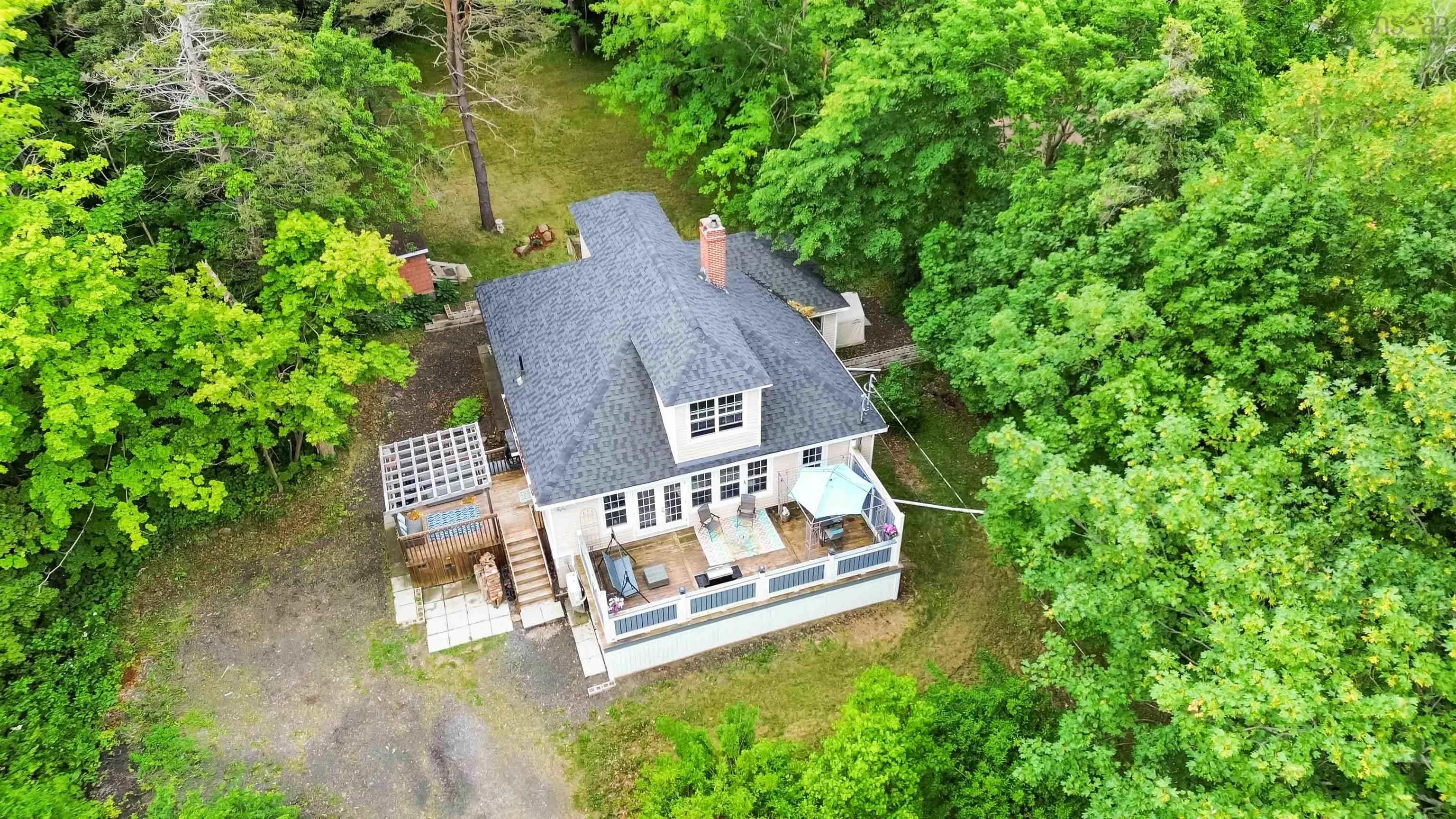 $409,000.00: 566 Highway 1, Smiths Cove