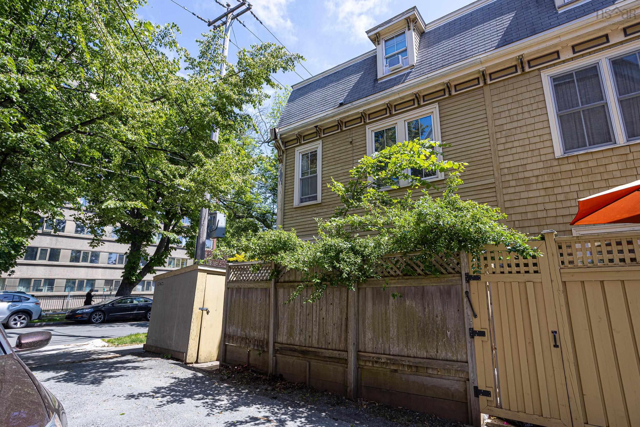 $899,900.00: 1070 Bland Street, Halifax Peninsula