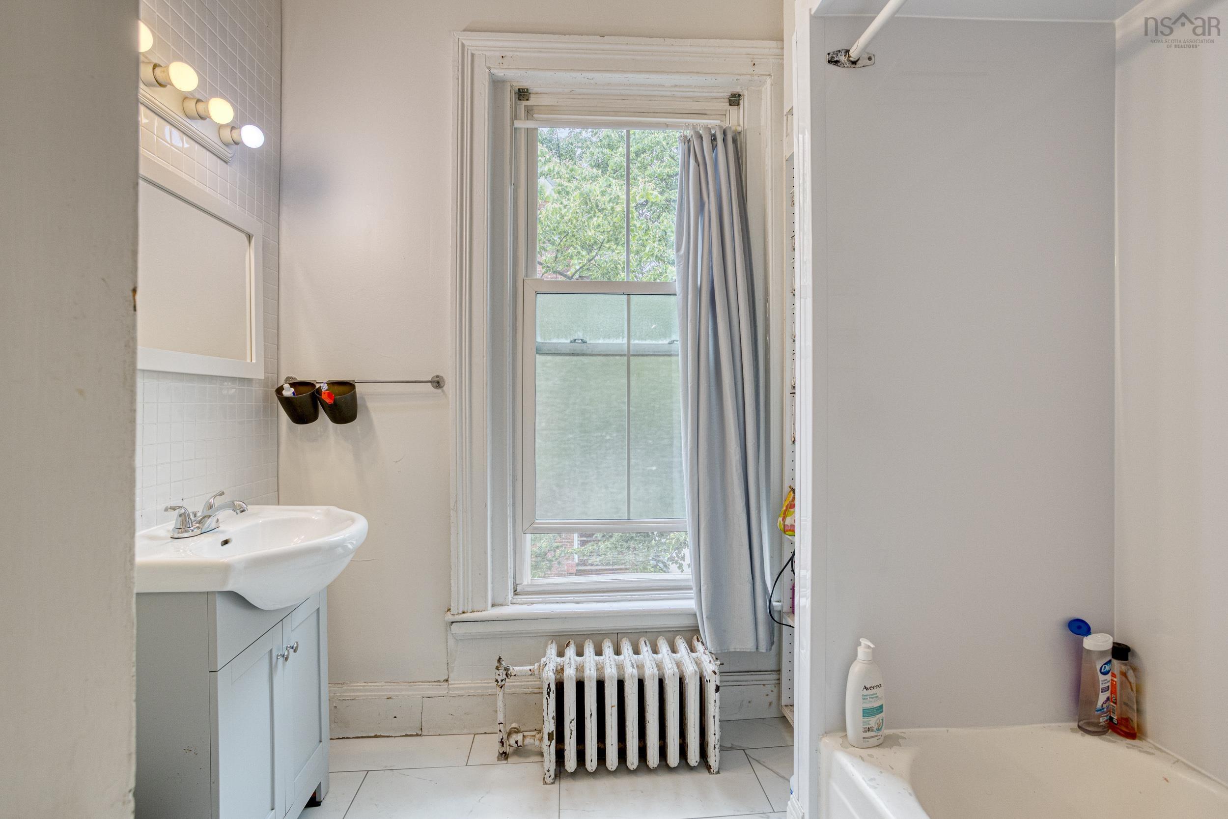 $899,900.00: 1070 Bland Street, Halifax Peninsula