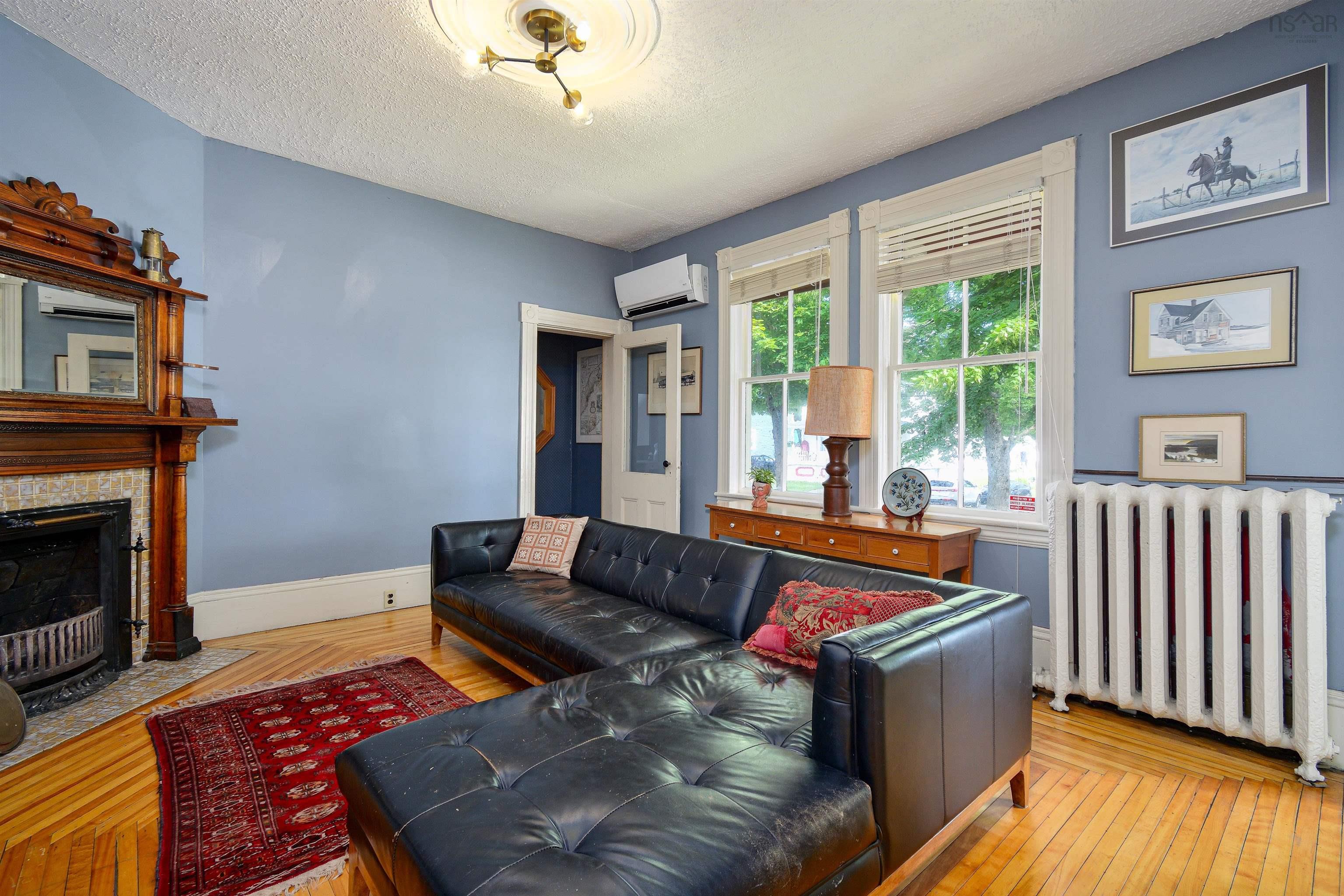 $420,000.00: 57 King Street, North Sydney