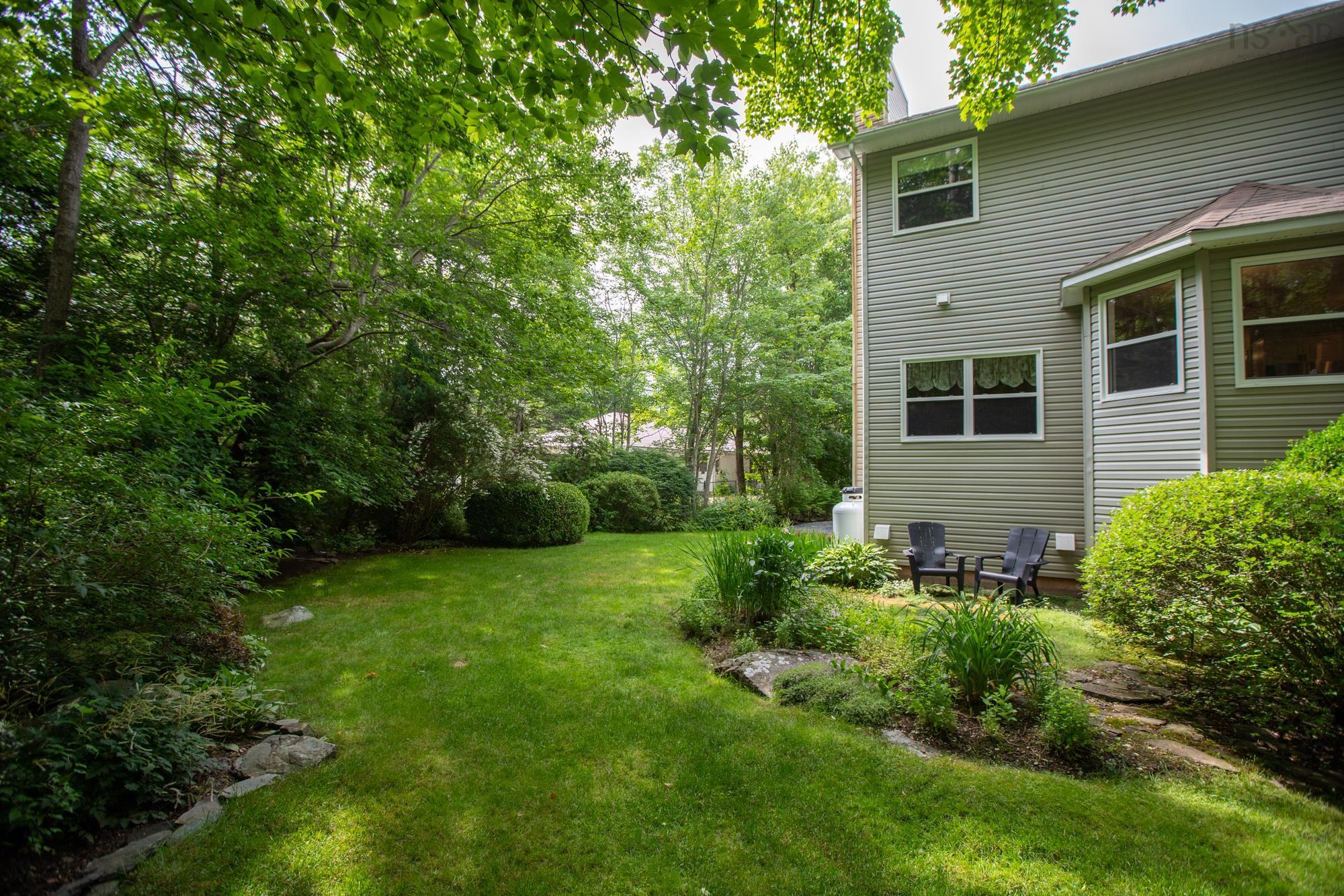 $749,000.00: 48 Laura Lee Lane, Lower Sackville