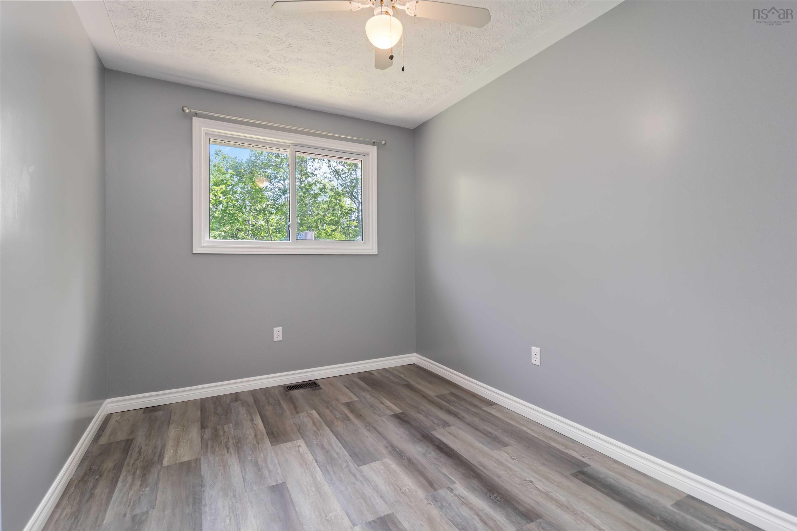 $479,900.00: 40 Parkcrest Drive, Lawrencetown