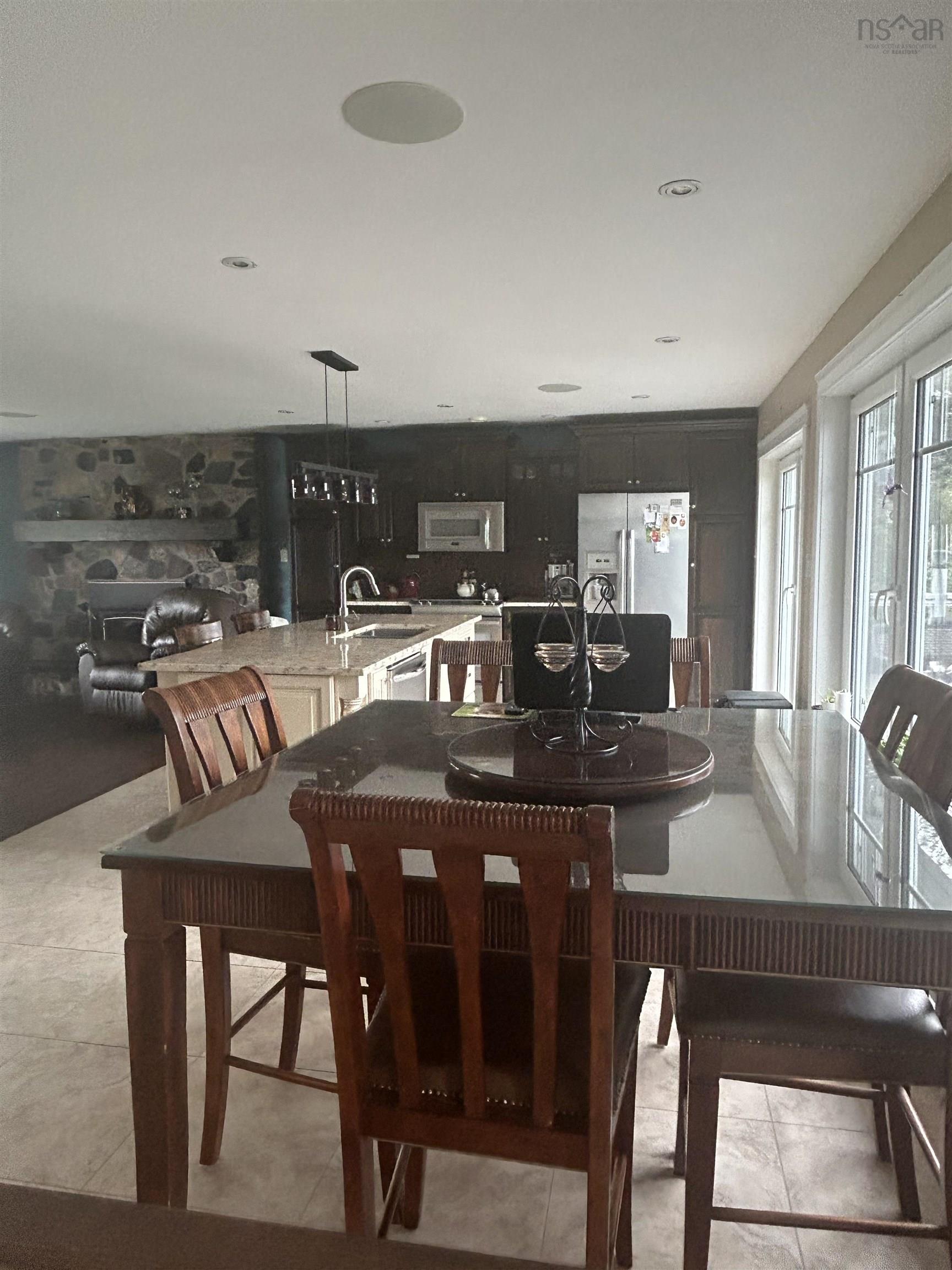 $649,000.00: 186 Point Aconi, Bras D