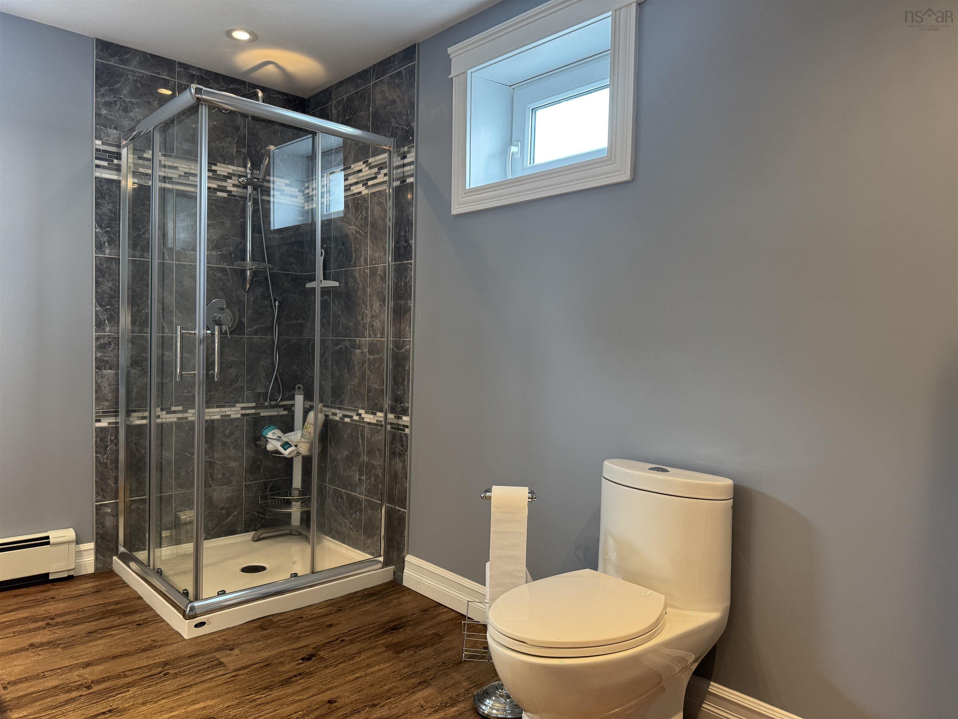 $649,000.00: 186 Point Aconi, Bras D