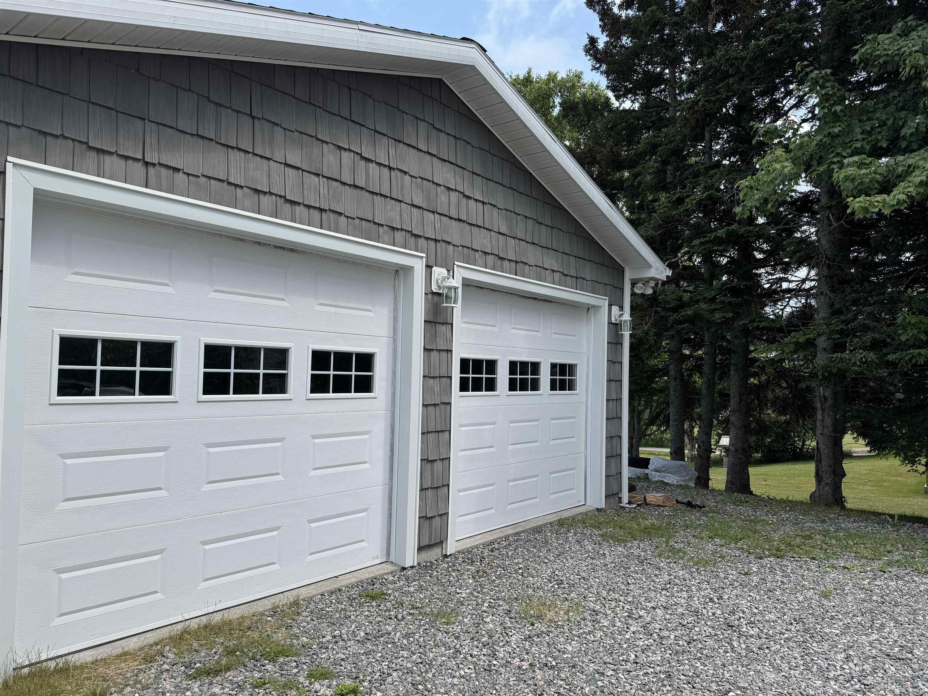 $649,000.00: 186 Point Aconi, Bras D