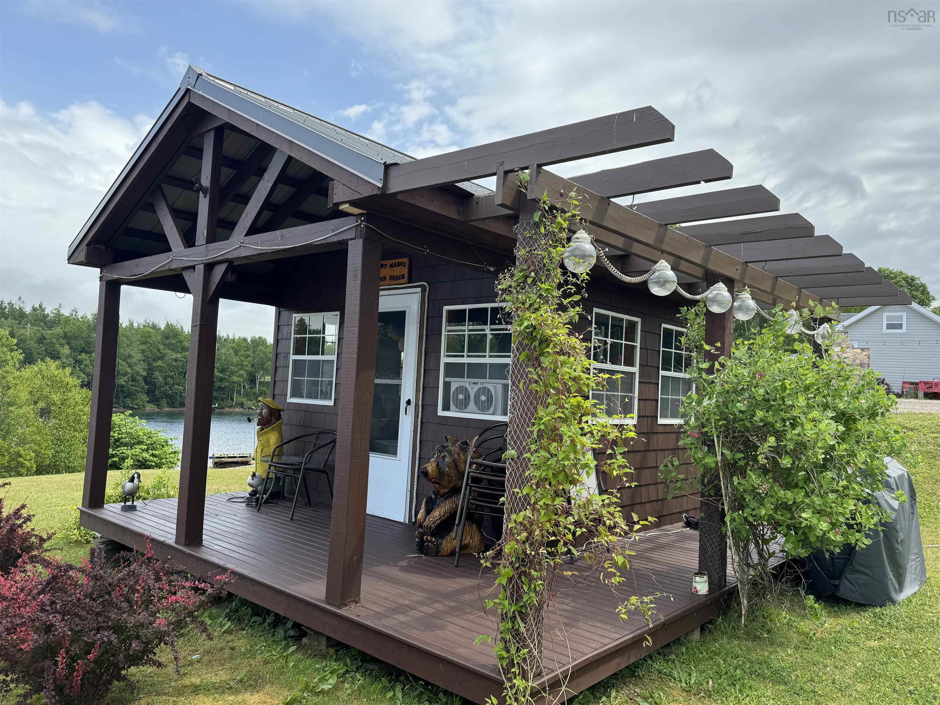 $649,000.00: 186 Point Aconi, Bras D