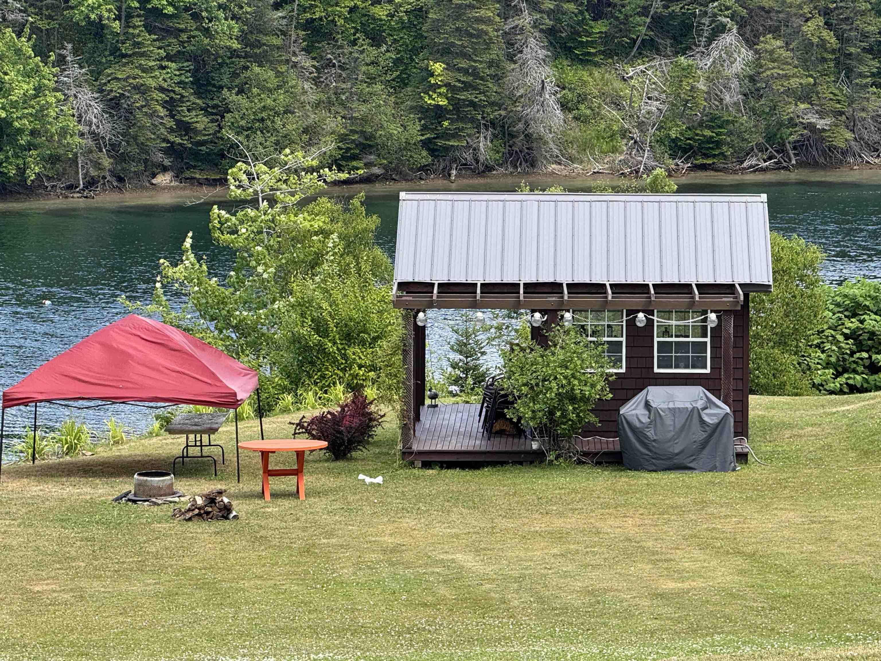 $649,000.00: 186 Point Aconi, Bras D