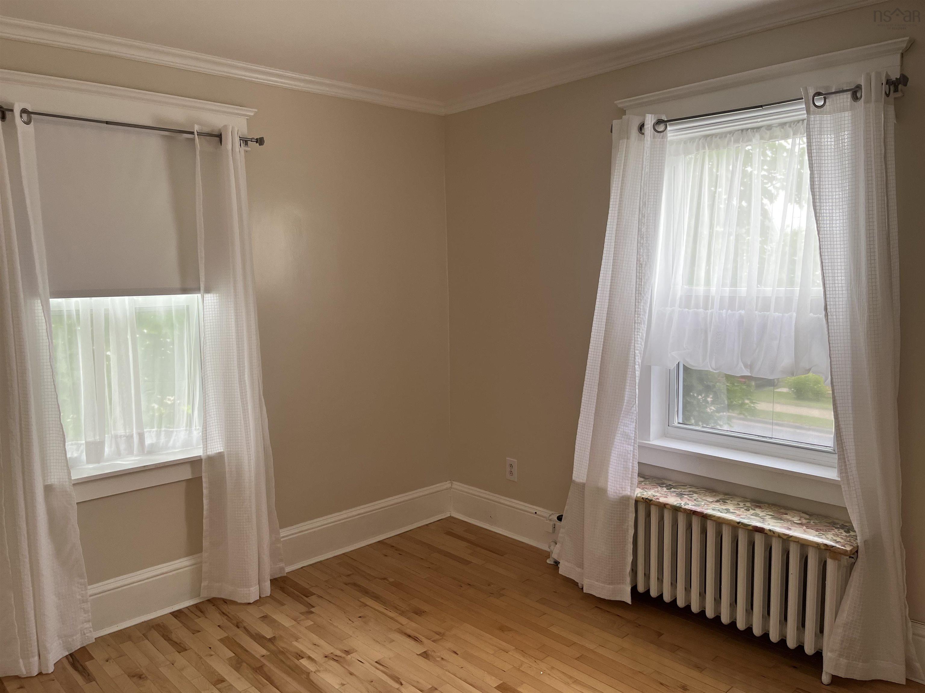 $259,000.00: 418 Whitney Avenue, Sydney