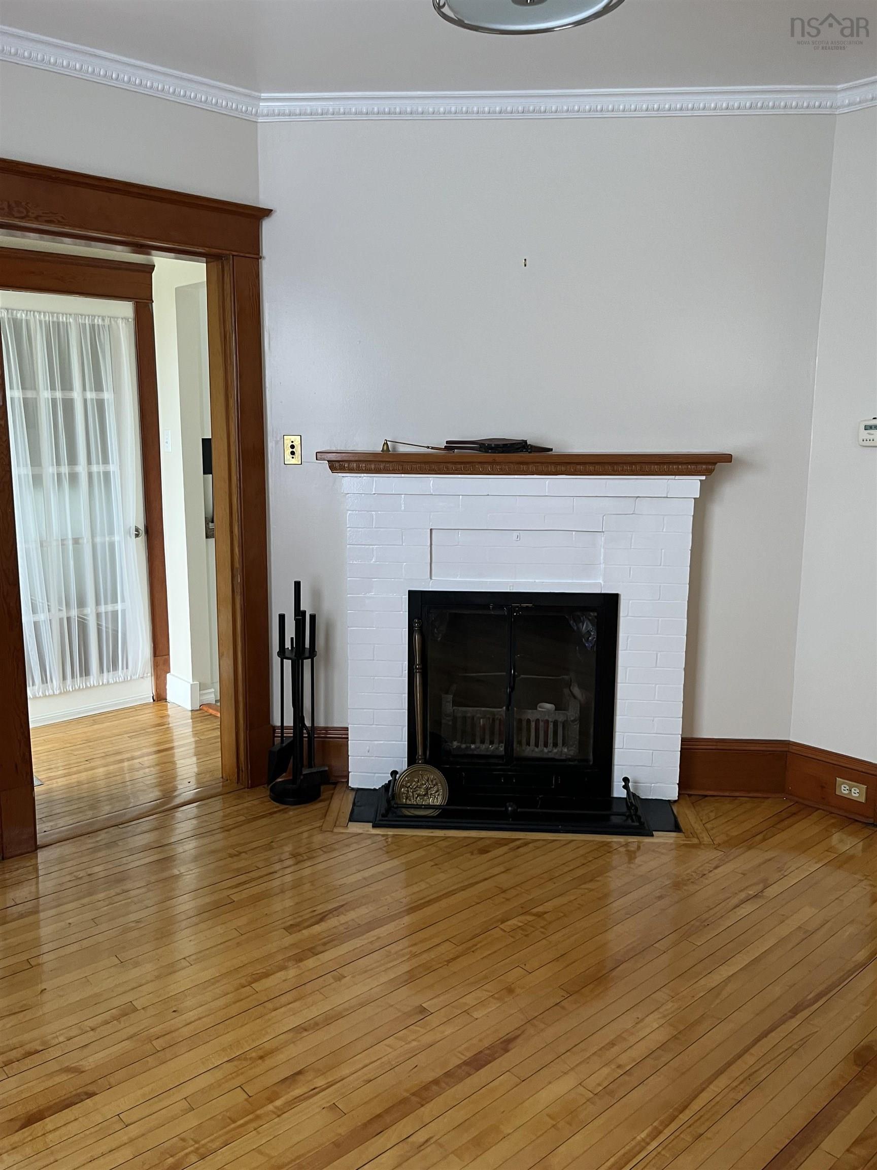 $259,000.00: 418 Whitney Avenue, Sydney