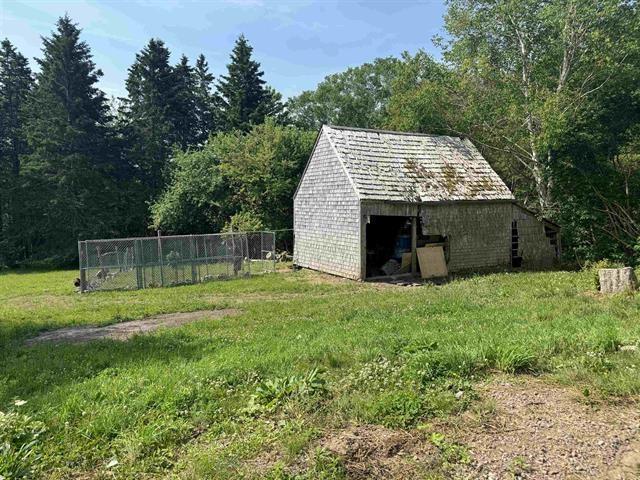 $180,000.00: 105 10843 Highway 105, Aberdeen