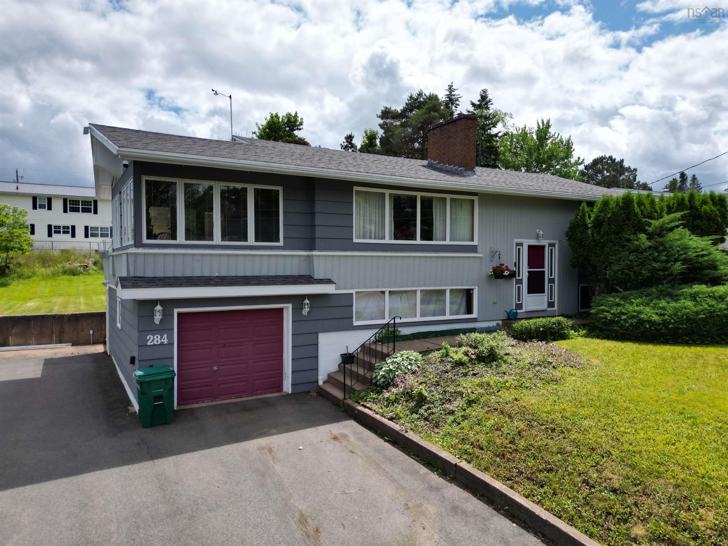 $309,900.00: 284 Willow Avenue, New Glasgow