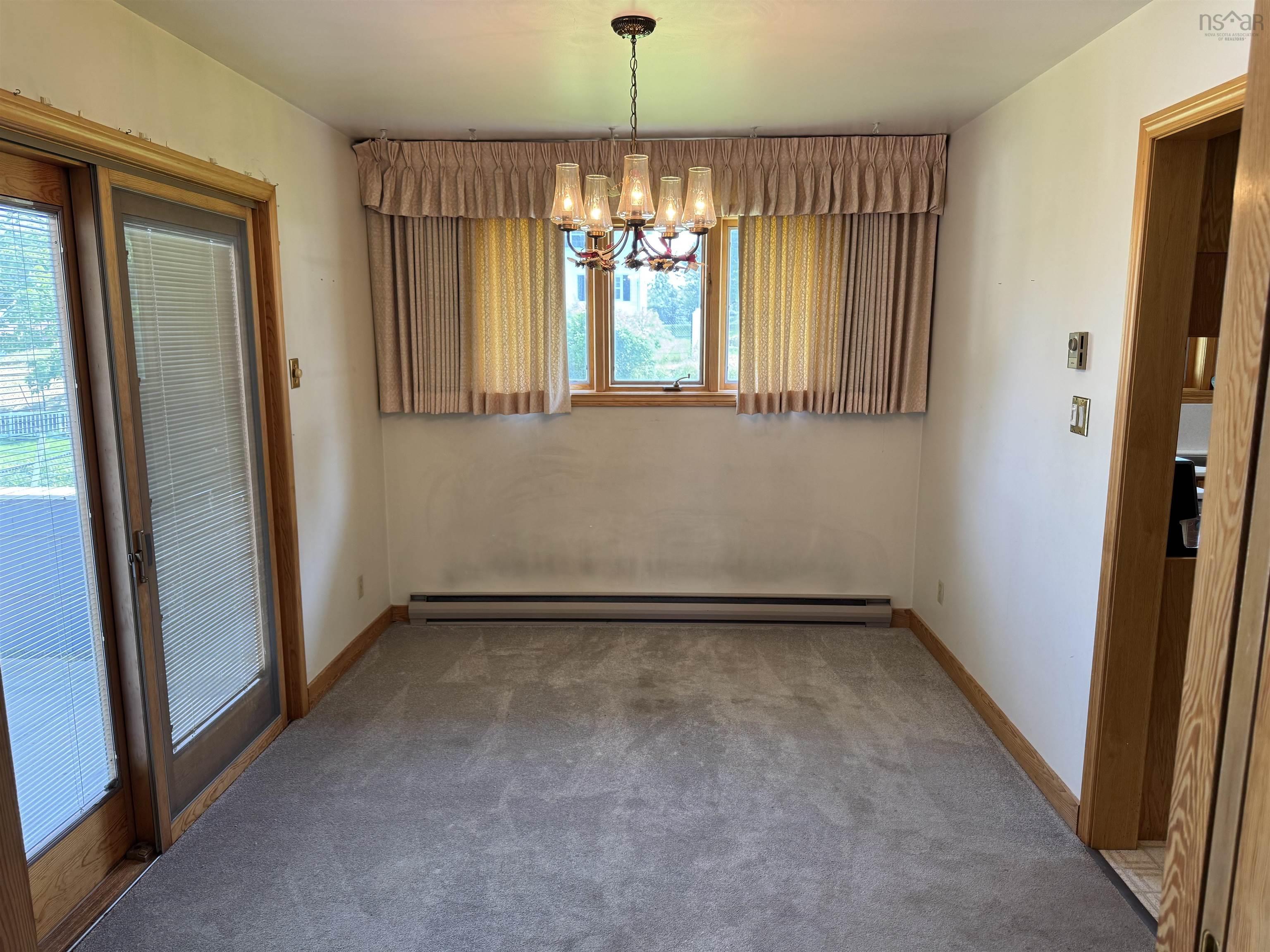 $309,900.00: 284 Willow Avenue, New Glasgow