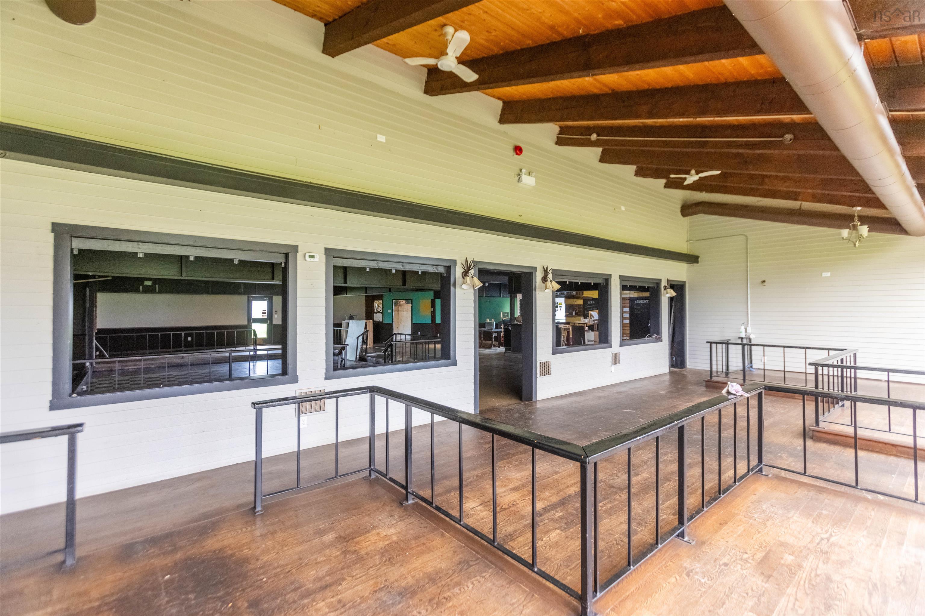 $499,900.00: 10 Gerard Avenue, Amherst