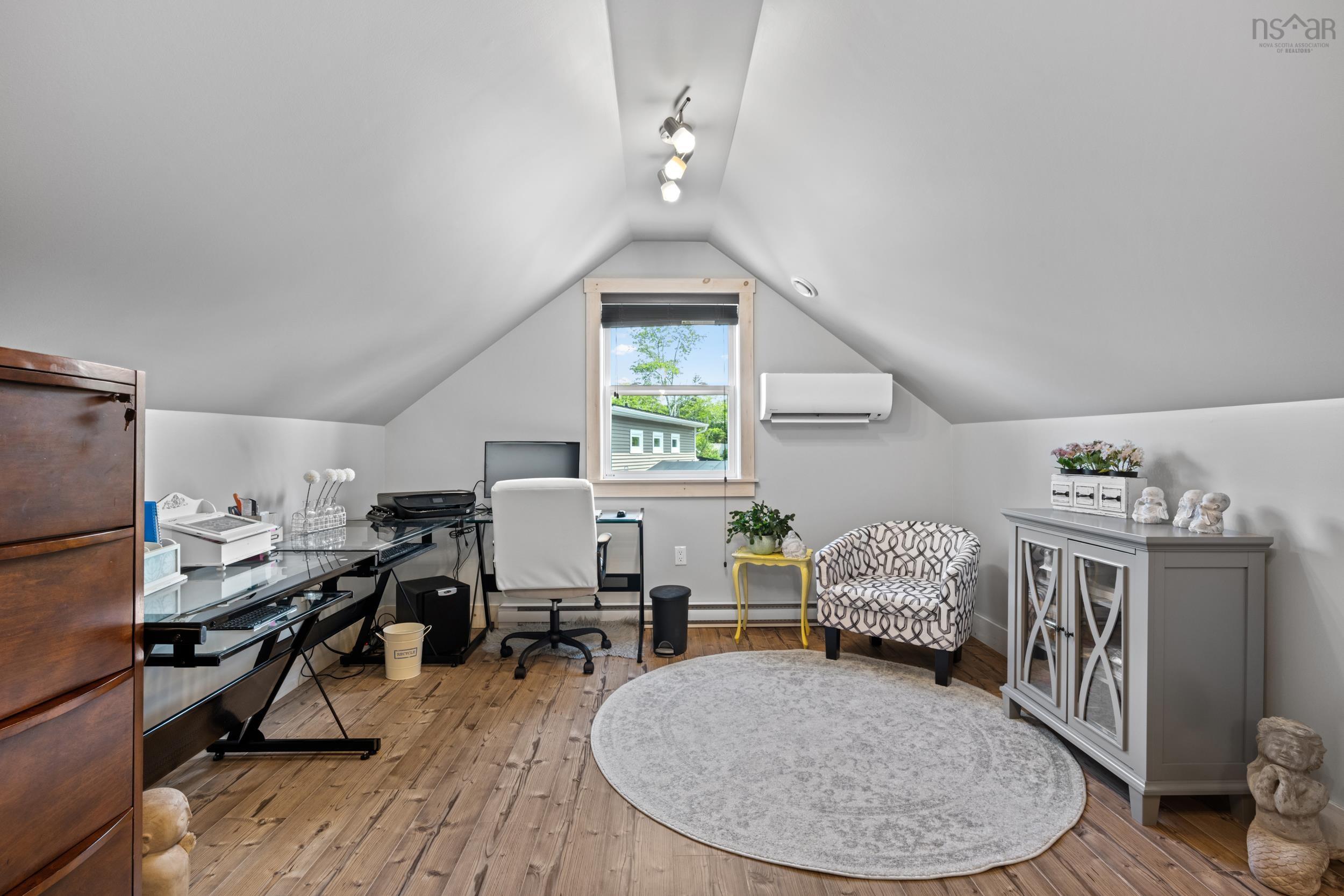 $1,100,000.00: 94 Heritage Way, East Uniacke