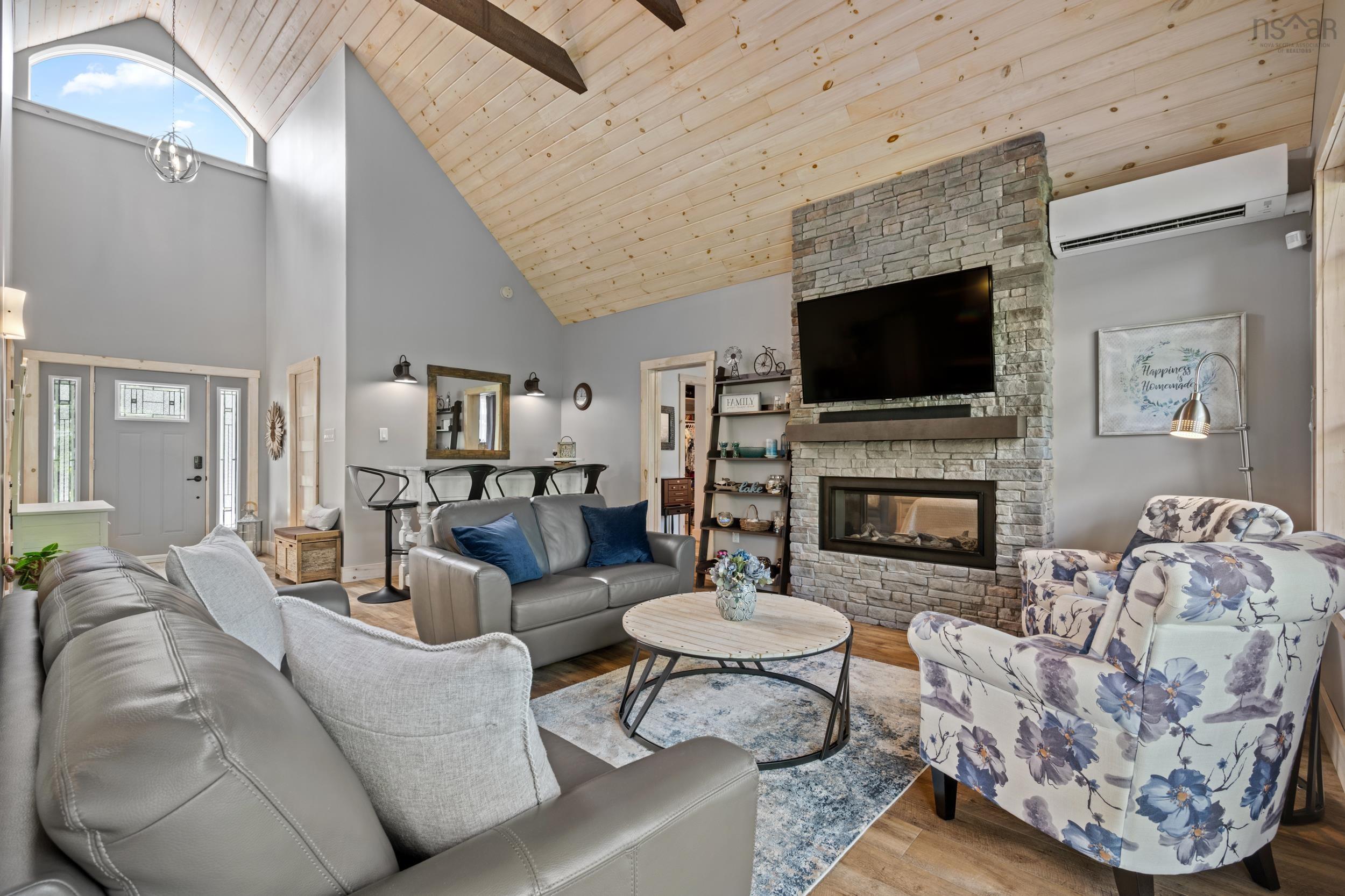 $1,100,000.00: 94 Heritage Way, East Uniacke