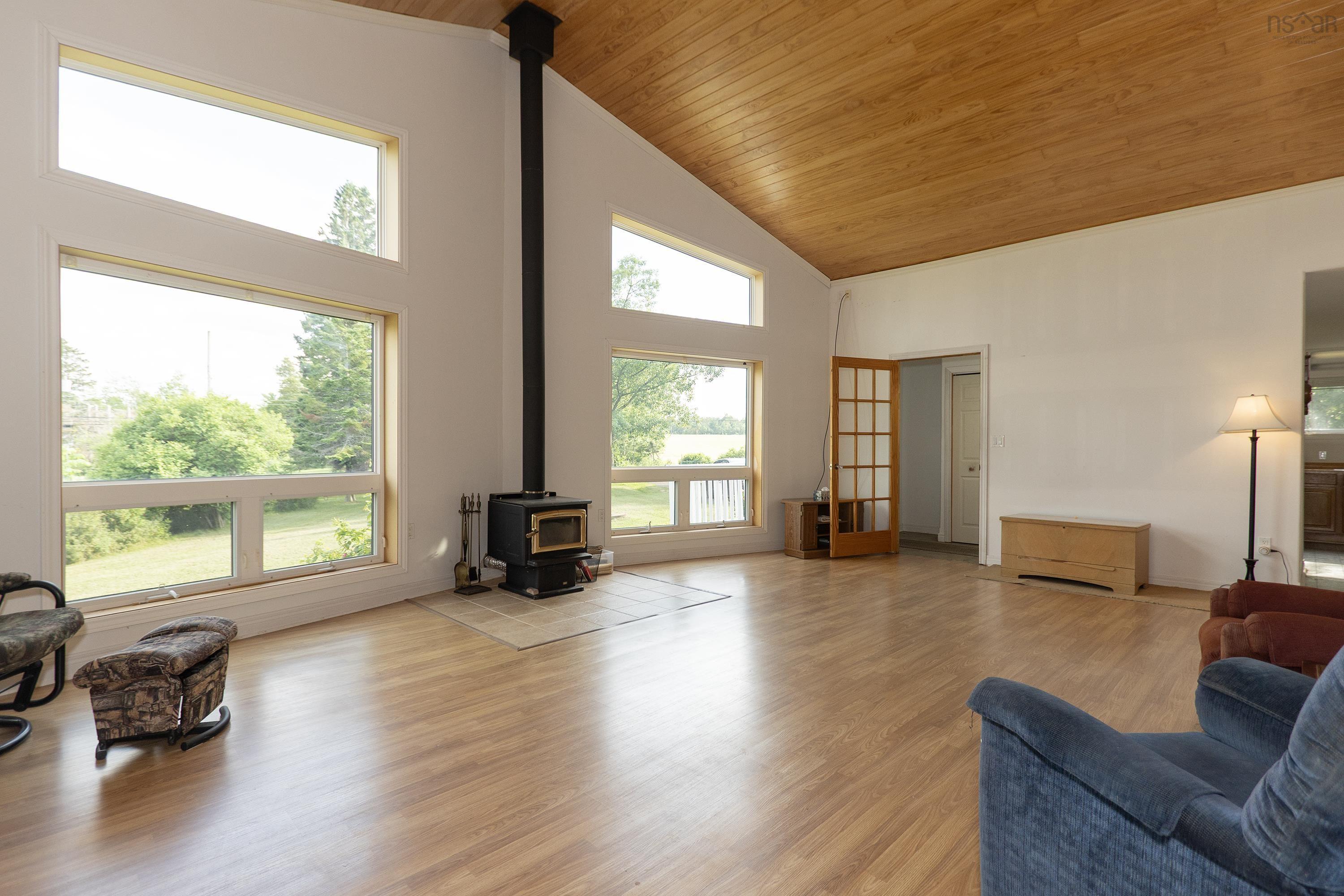 $465,000.00: 9525 Highway 6, Pugwash