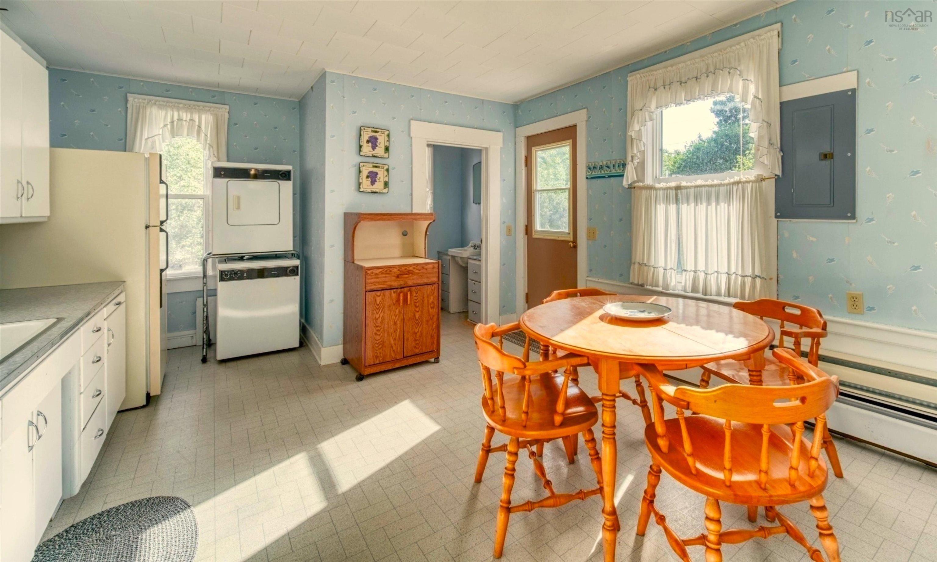 $1,495,000.00: 42 Indian Bay Road, Voglers Cove